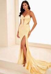 EW37011 - Ellie Wilde