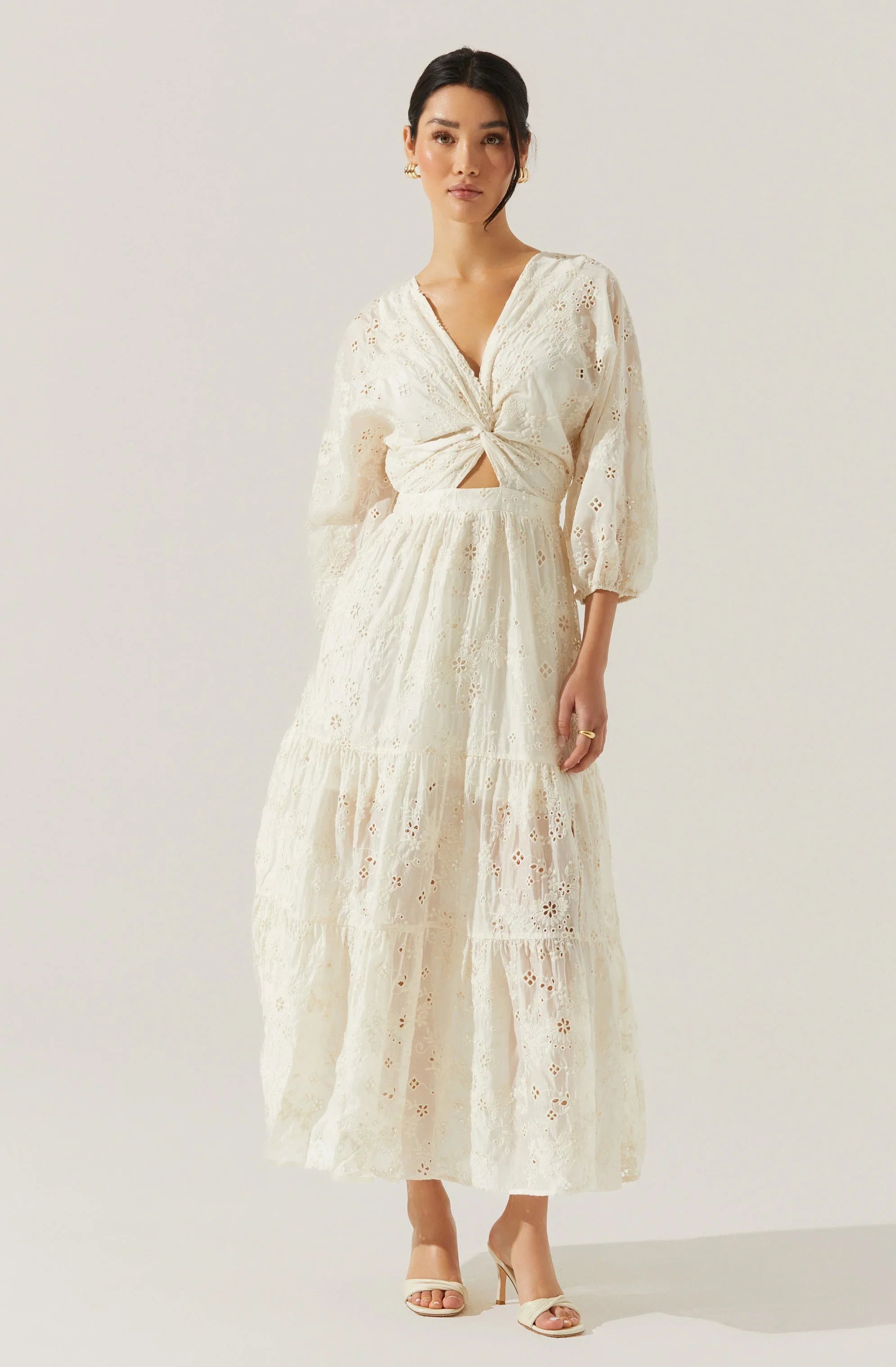 Lbruh Jesalyn Floral Eyelet Maxi Dress