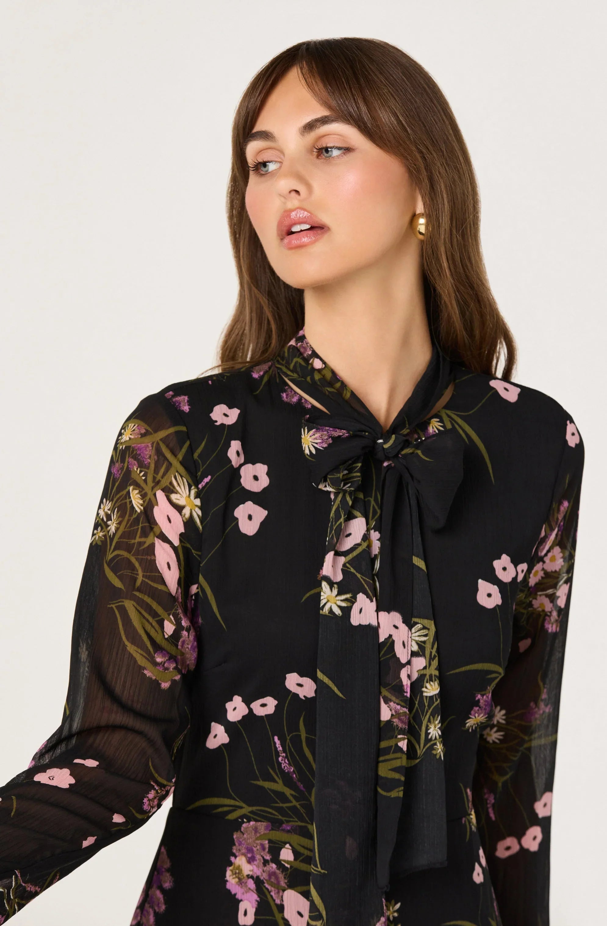 Lbruh Tie-Neck Ruffled Floral Midi Dress