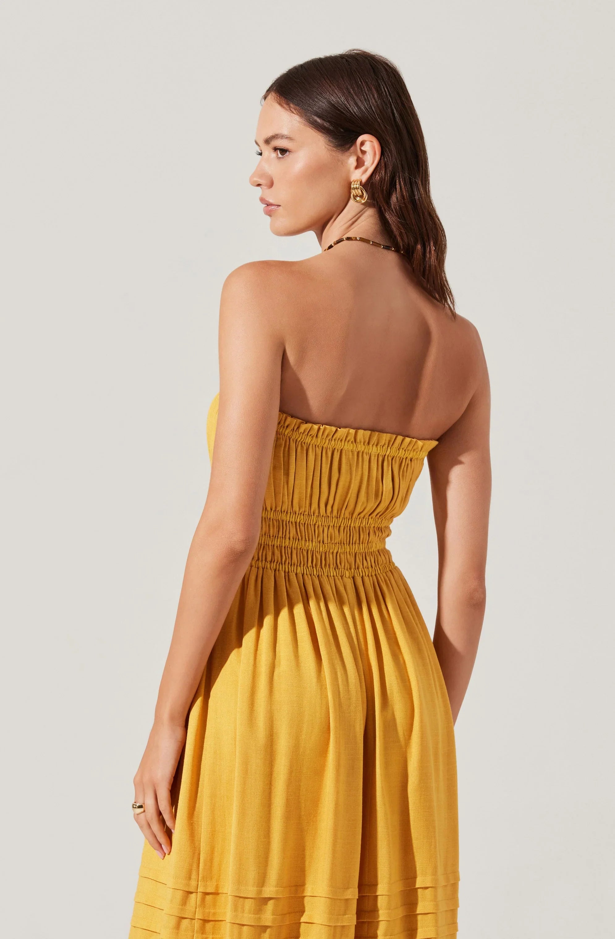 Lbruh Aubrie Strapless Smocked Midi Dress