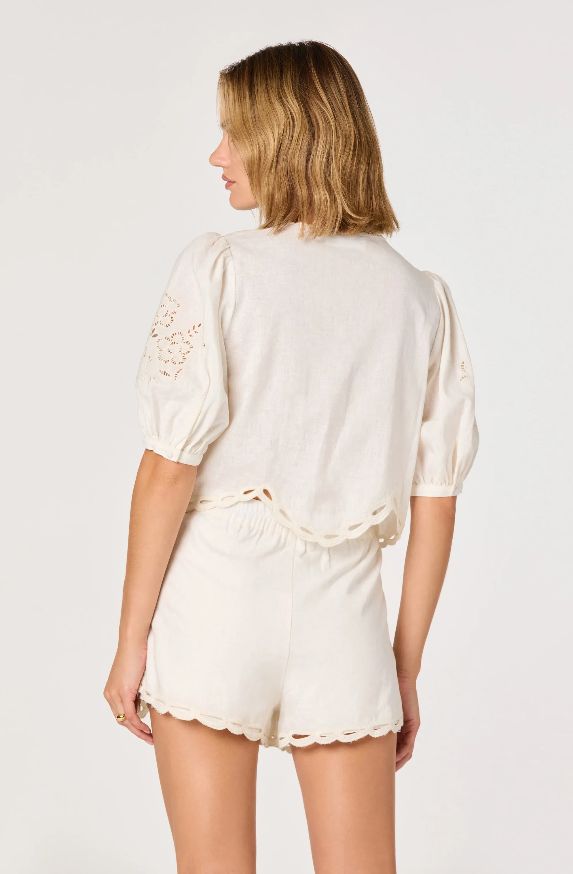 Inixyf Joellyn Embroidered Puff Sleeve Top