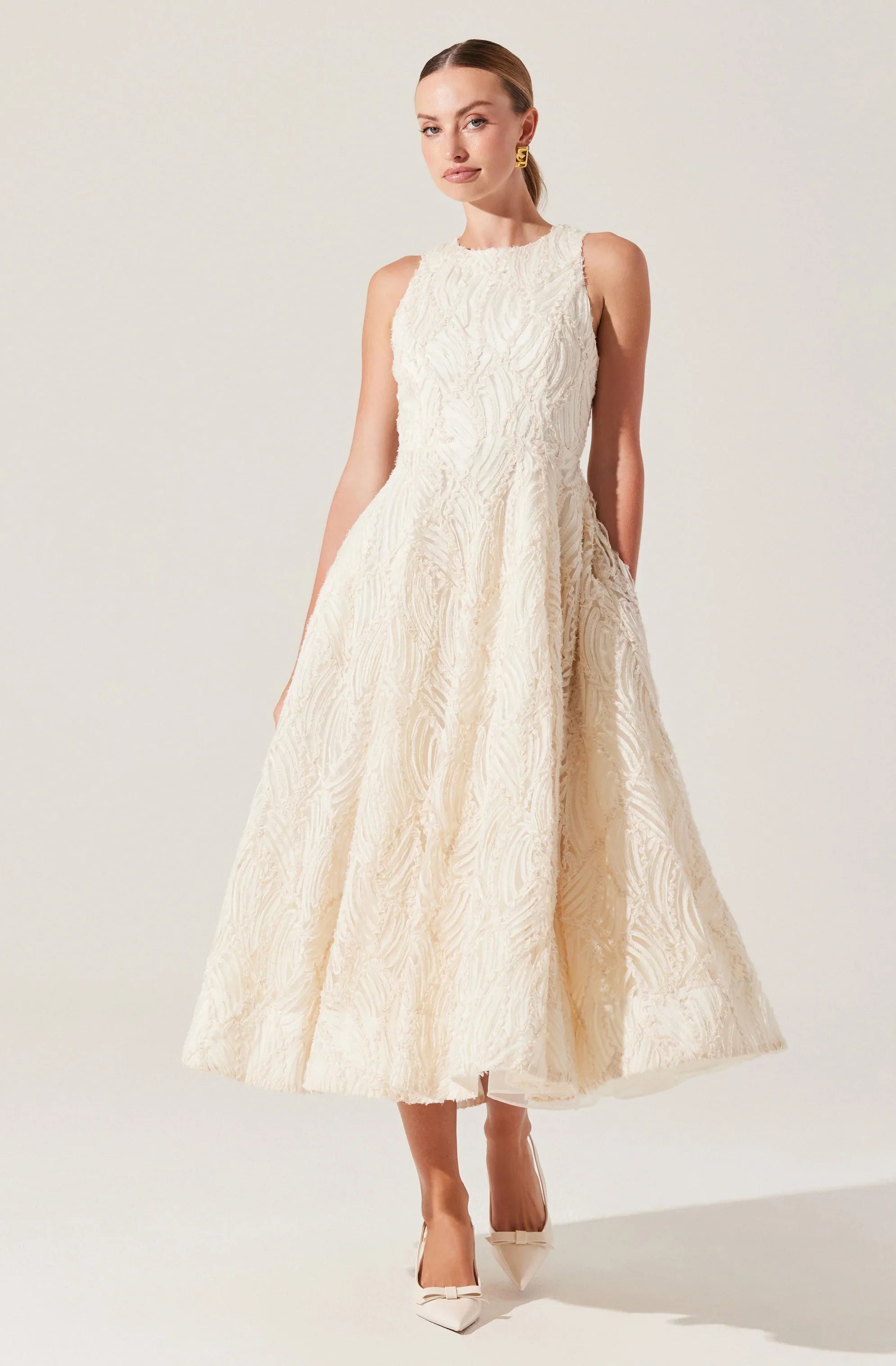 Lbruh Lillemor 3D Textured Midi Dress