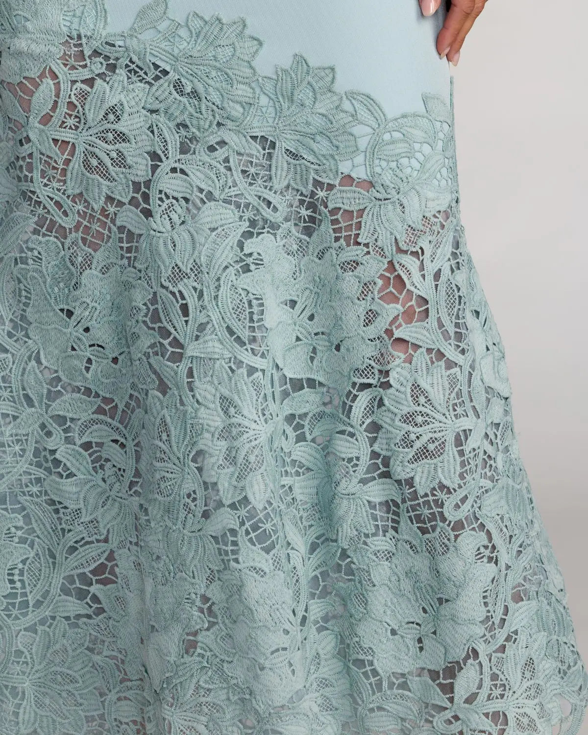 Blue Embroidered Hem Sleeveless Midi Dress with Bow