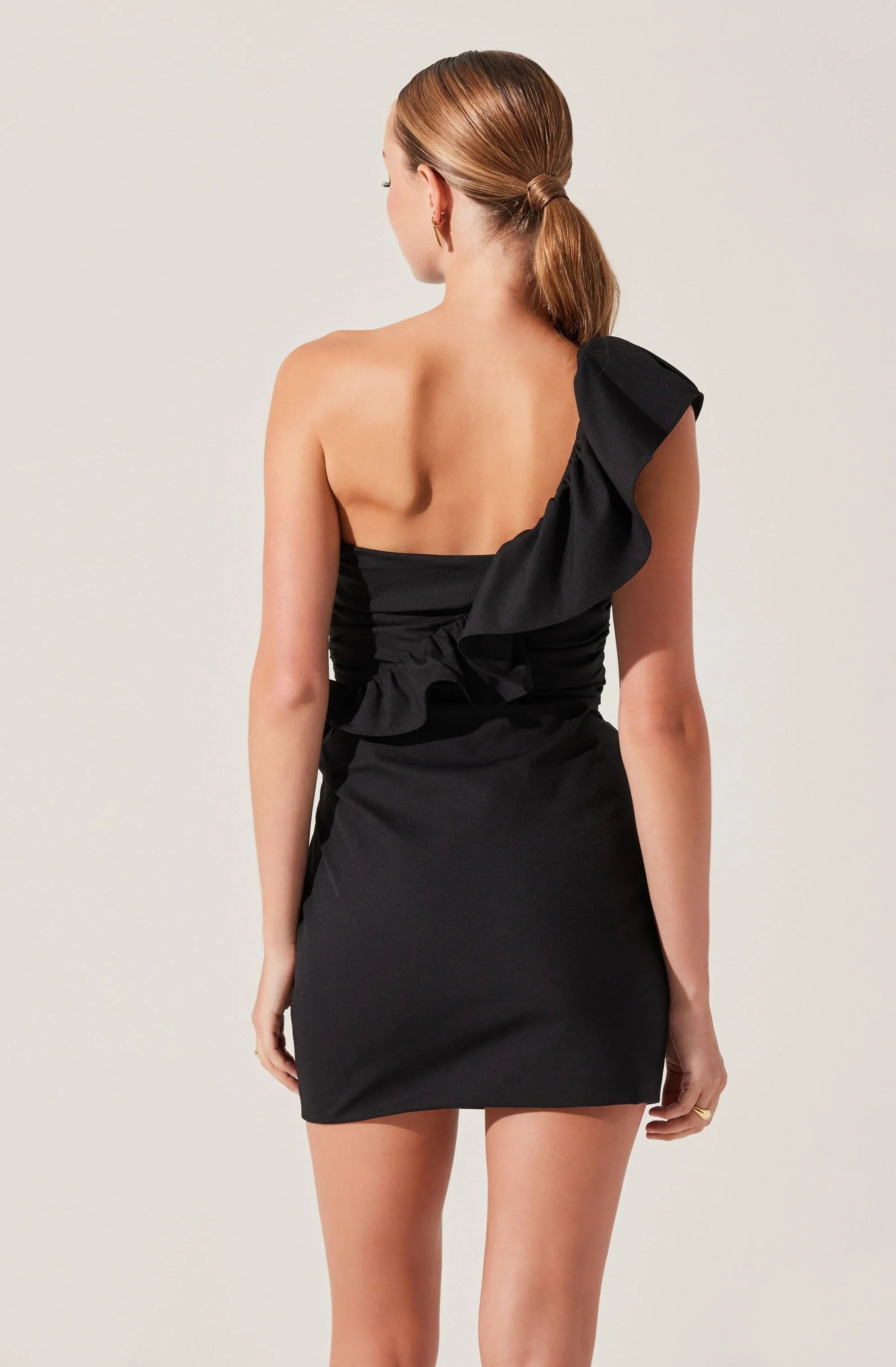 Lbruh Camilla Ruffle One Shoulder Dress