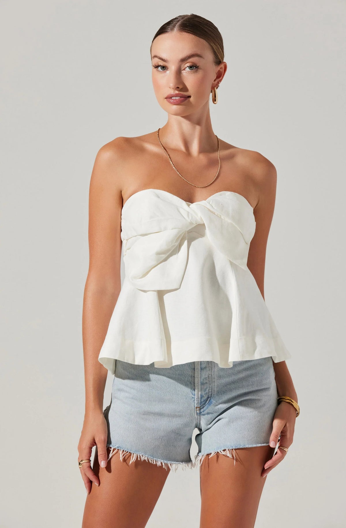 Inixyf Nerina Twist Front Strapless Top
