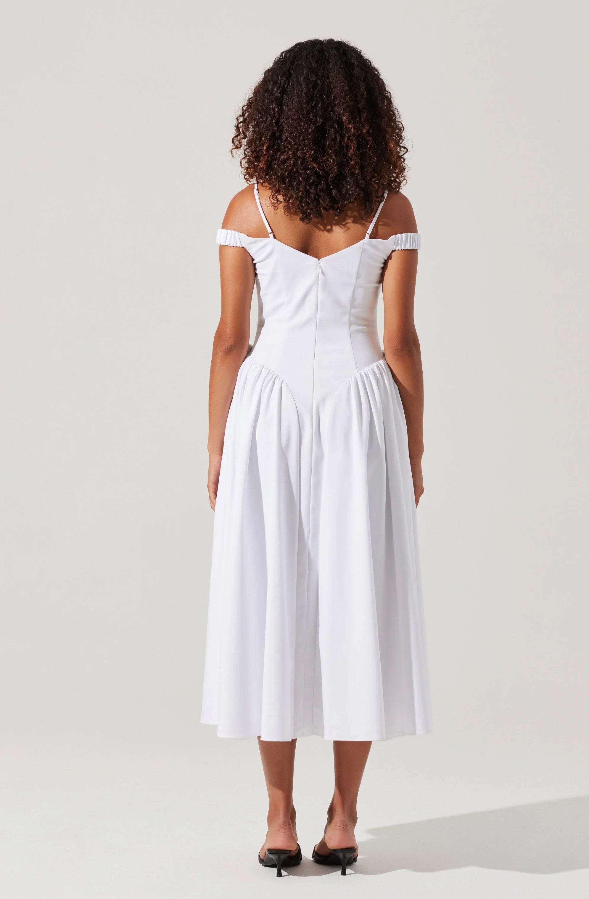 Lbruh Elvinia Off Shoulder Midi Dress