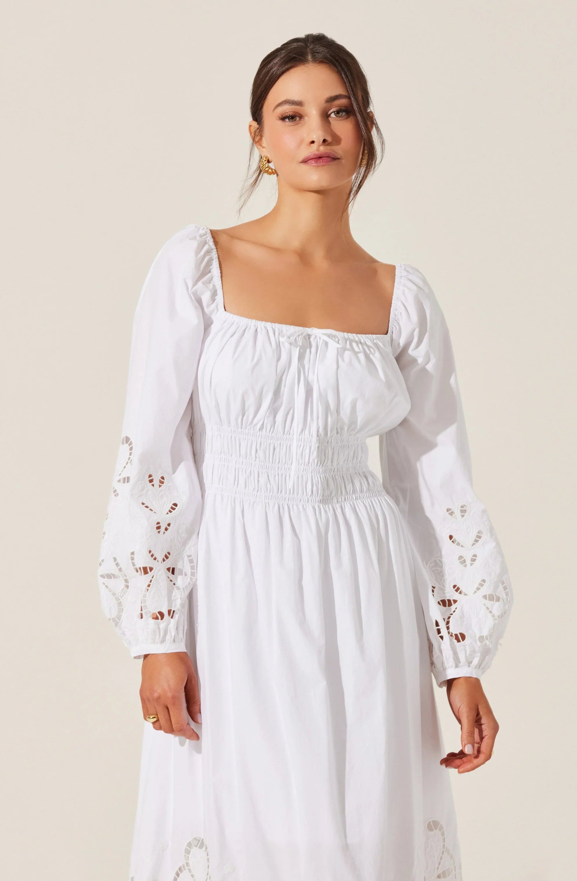 Lbruh Wisnia Eyelet Embroidered Dress