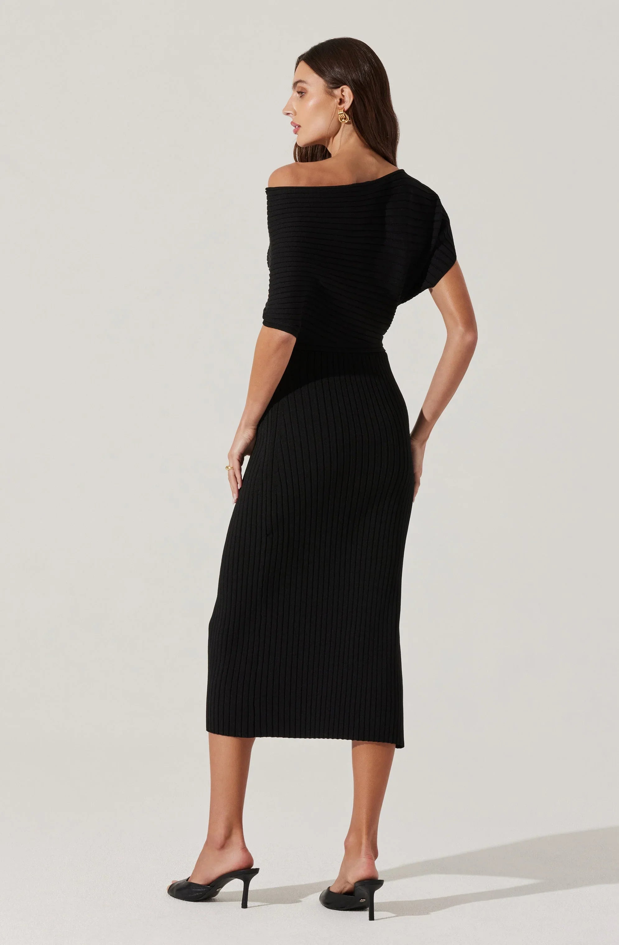 Lbruh Off Shoulder Ribbed Midi Sweater Dress