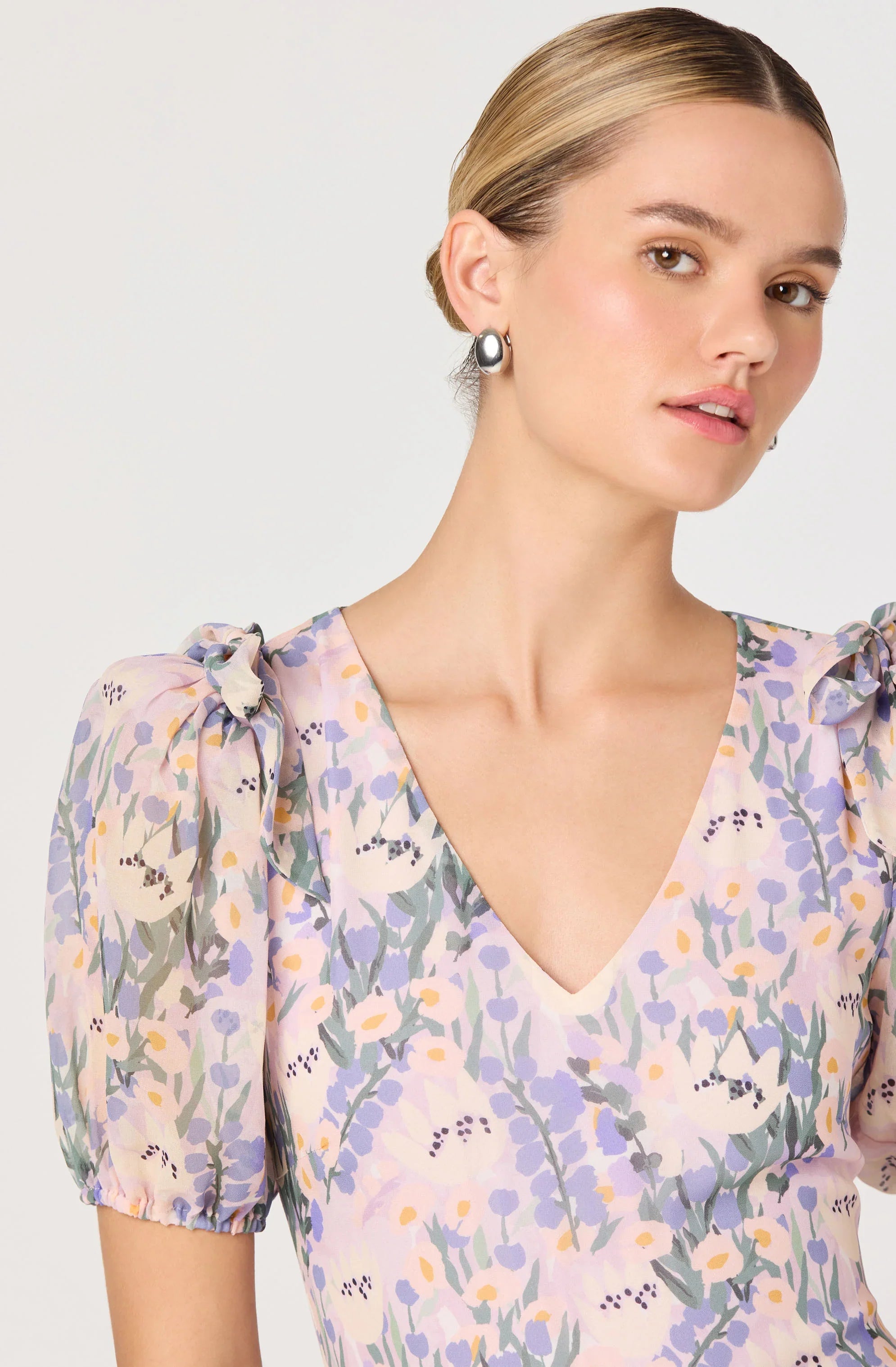 Lbruh Jessenia Floral Puff Sleeve Midi Dress