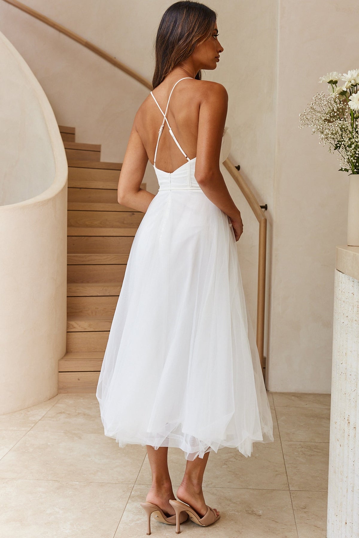 Smitten Sweetheart Neckline Chiffon Midi Dress White