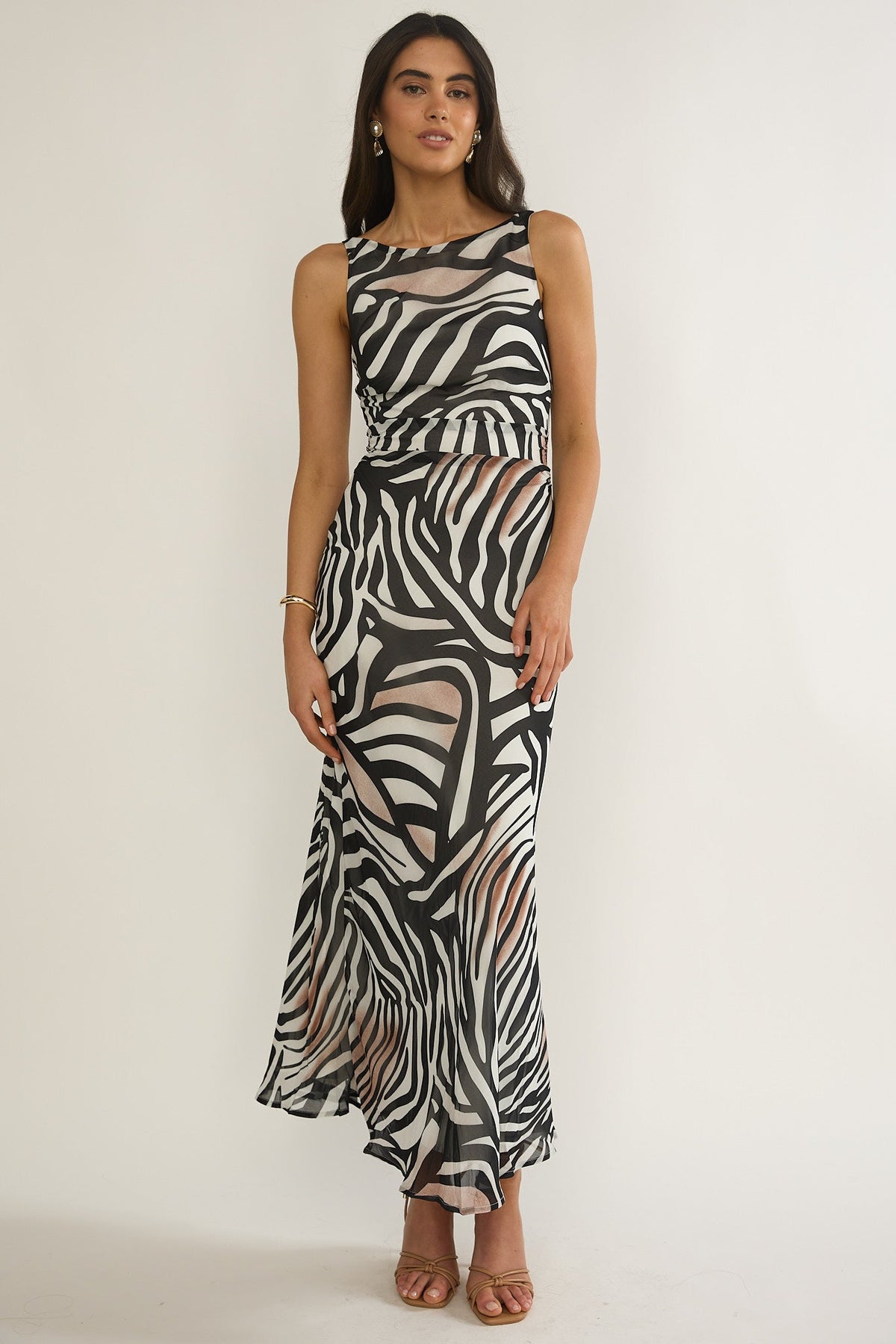 Floating Tied Low Back Maxi Dress Print Black/White