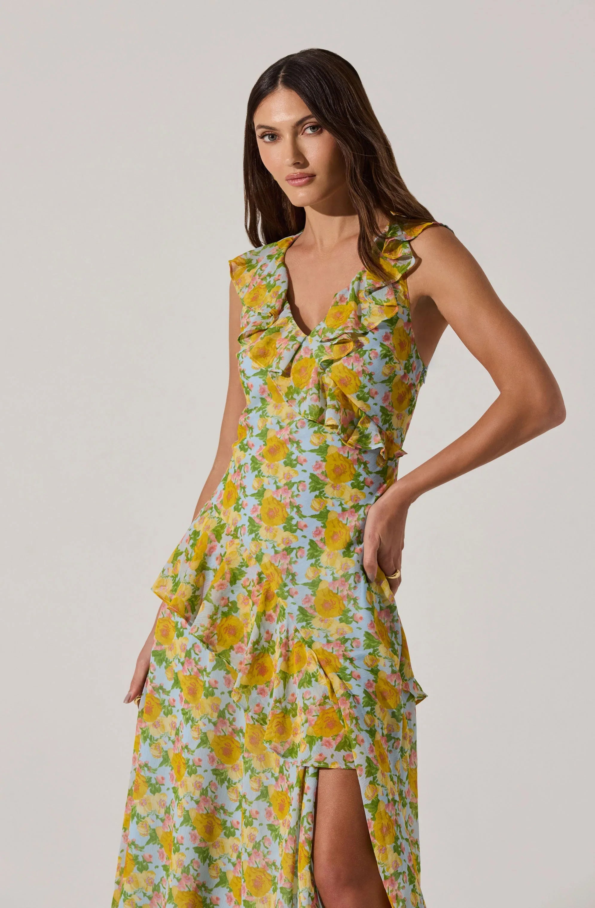Lbruh V-neck Floral Ruffle Midi Dress