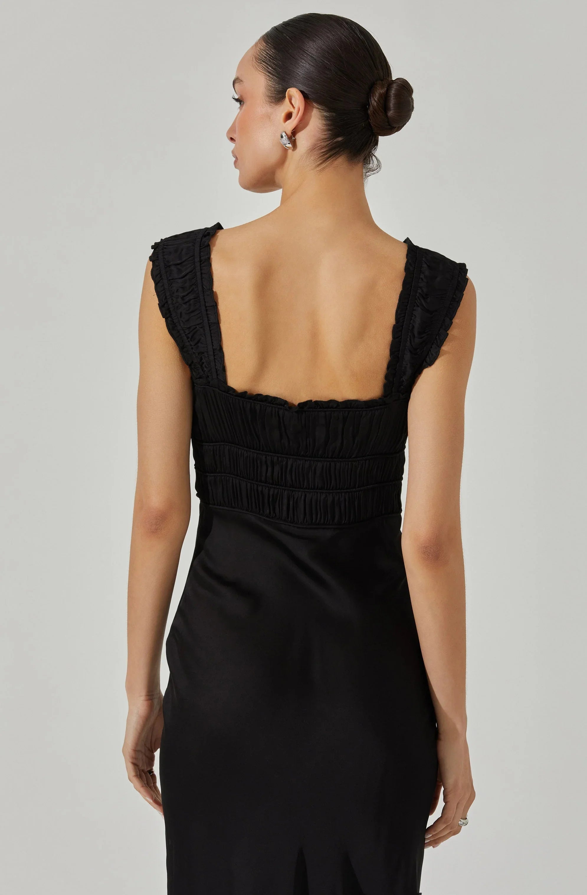 Lbruh Enola Satin Smocked Midi Dress