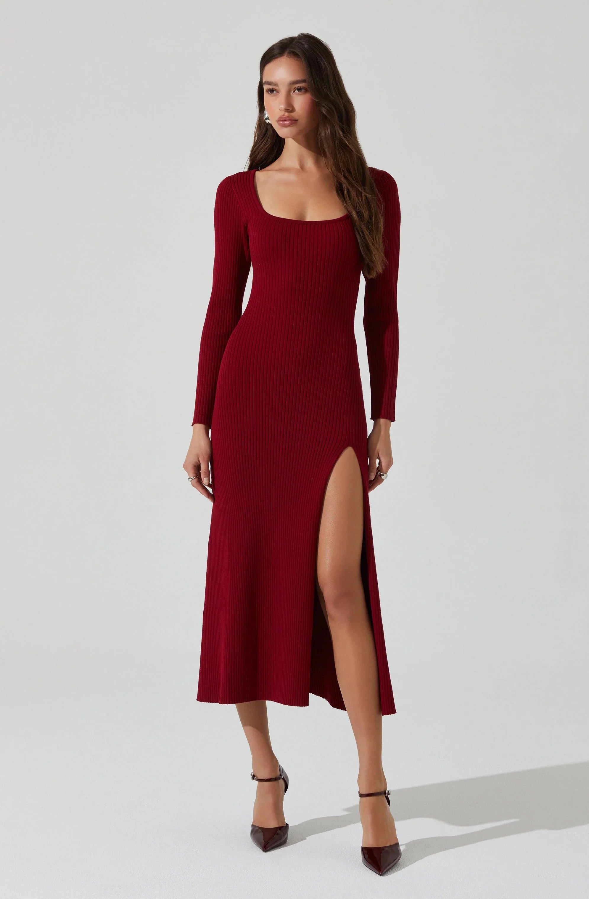 Lbruh Kylie Ribbed Midi Sweater Dress