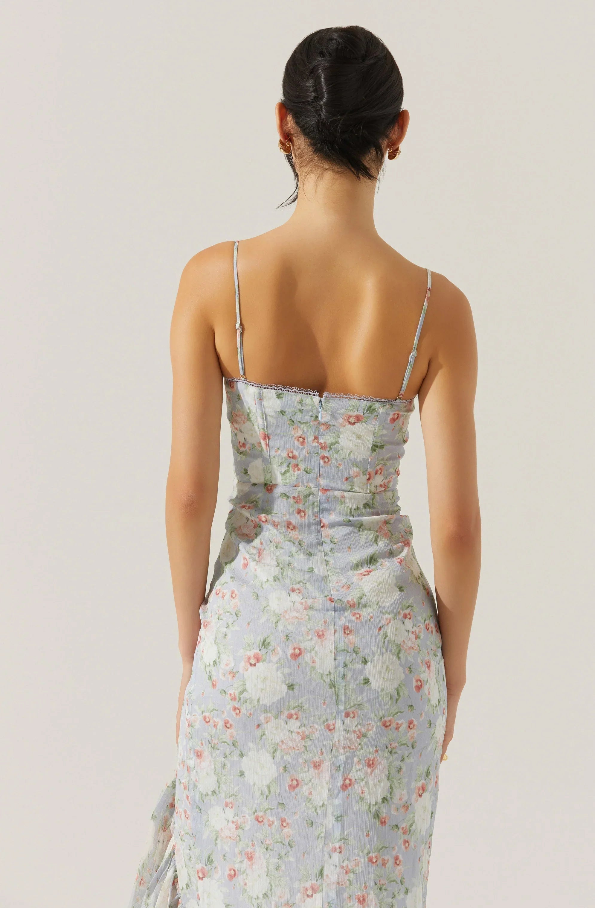 Lbruh Brisbane Asymmetrical Floral Midi Dress