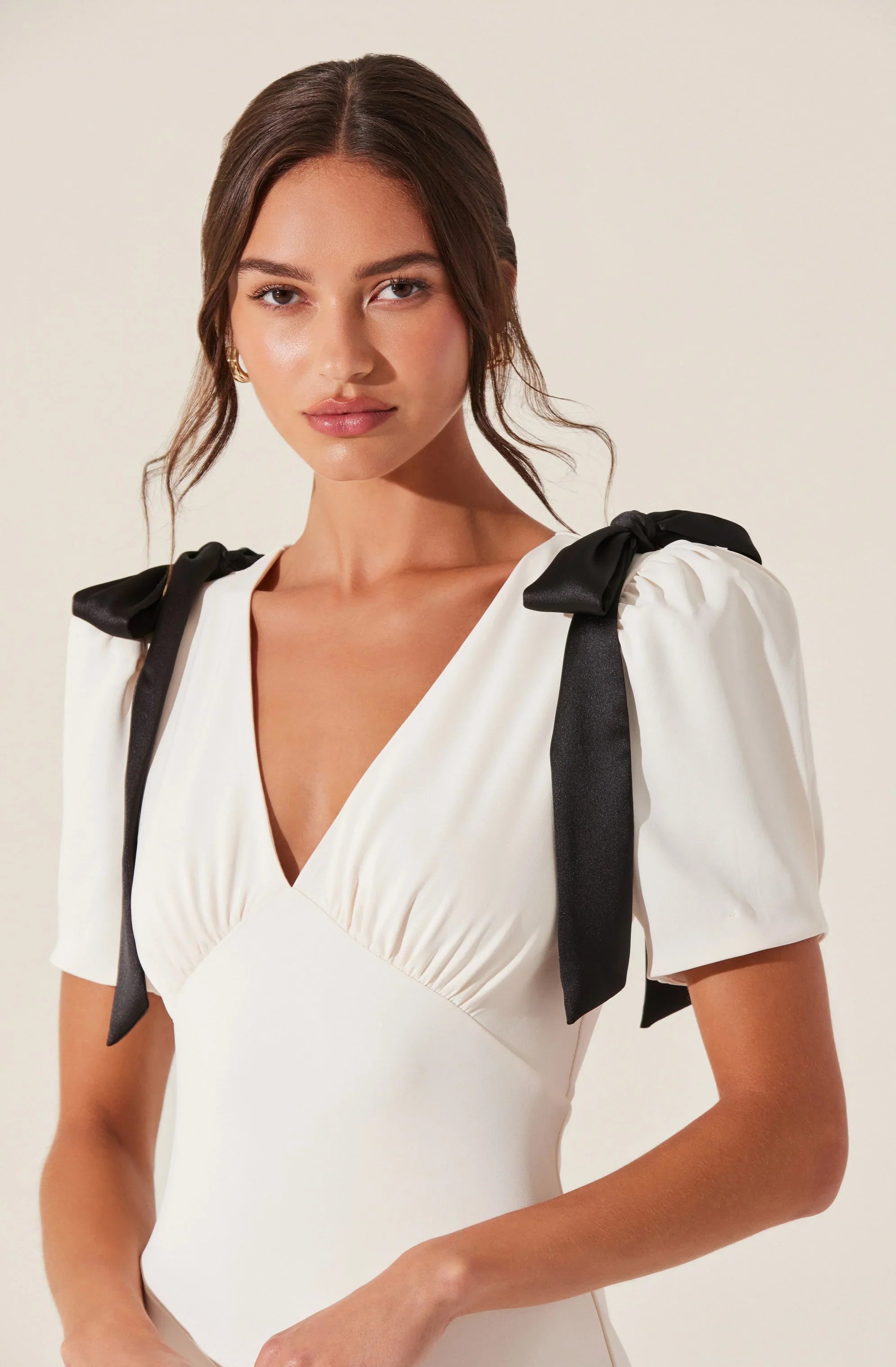 Lbruh Ciela Bow Puff Sleeve Dress