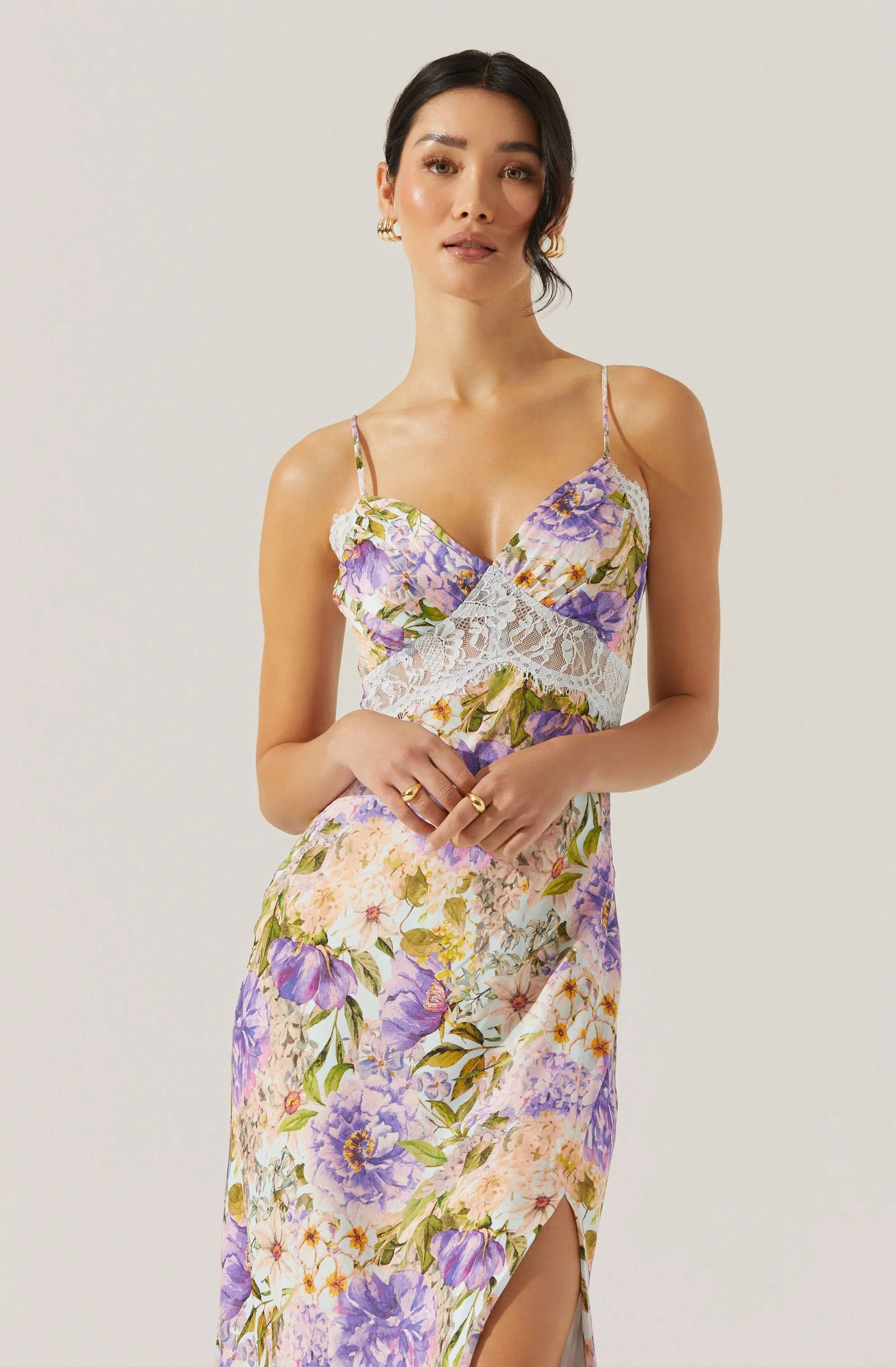 Lbruh Ivanna Floral Lace Maxi Dress