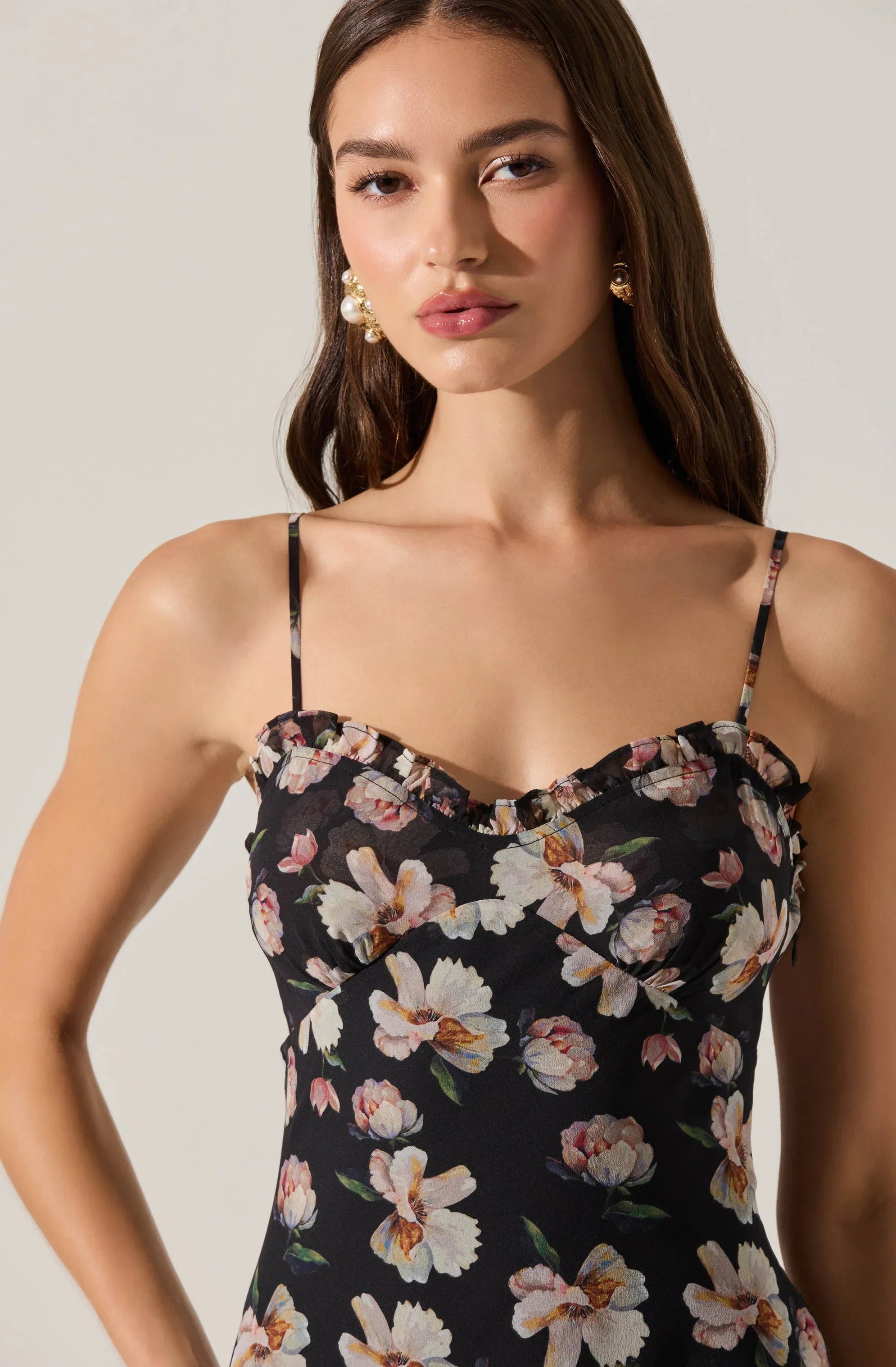 Lbruh Maeryn Sweetheart Ruffle Maxi Dress