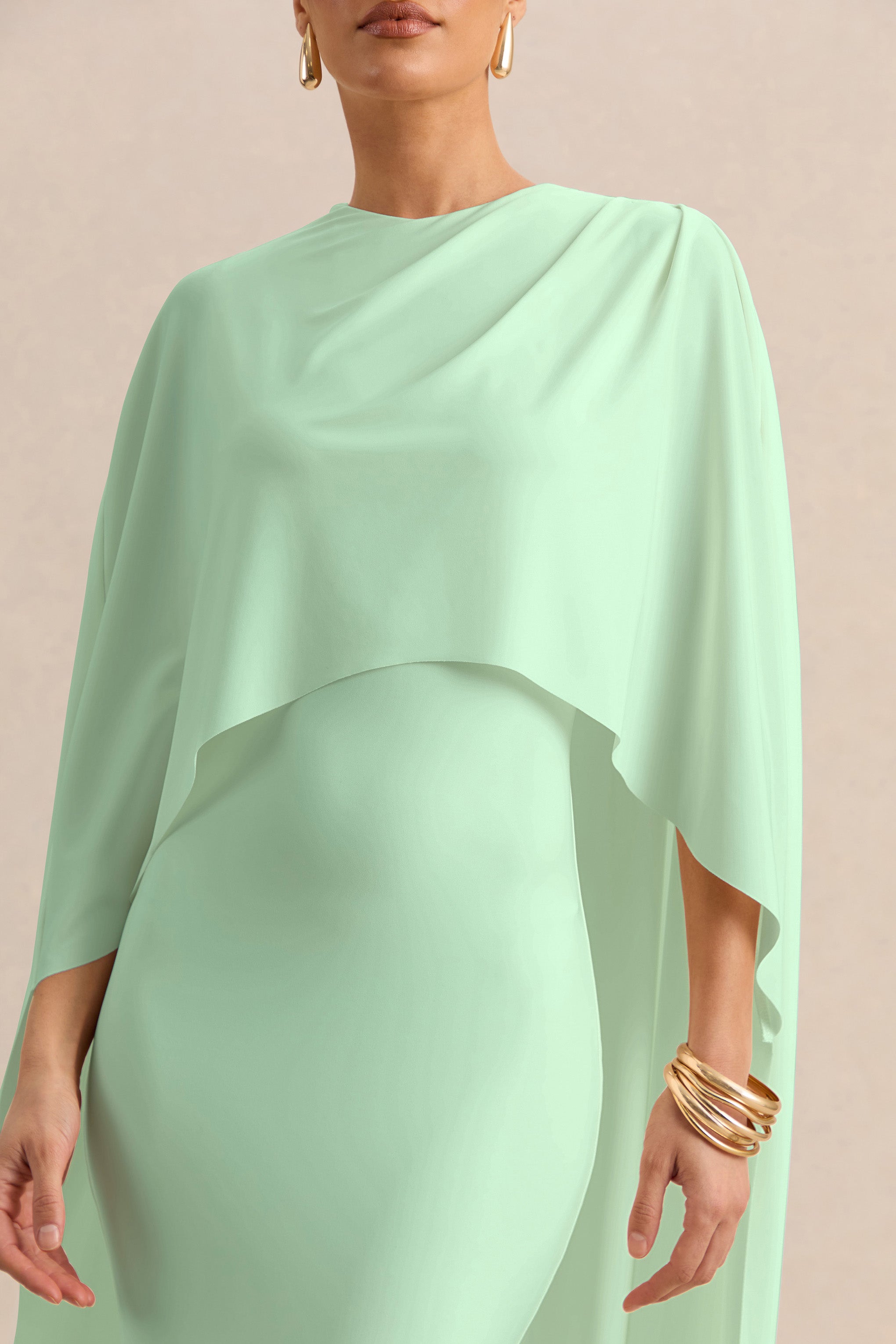 Luxalyn | Green Round-Neck Midi Dress With Cape-Detail
