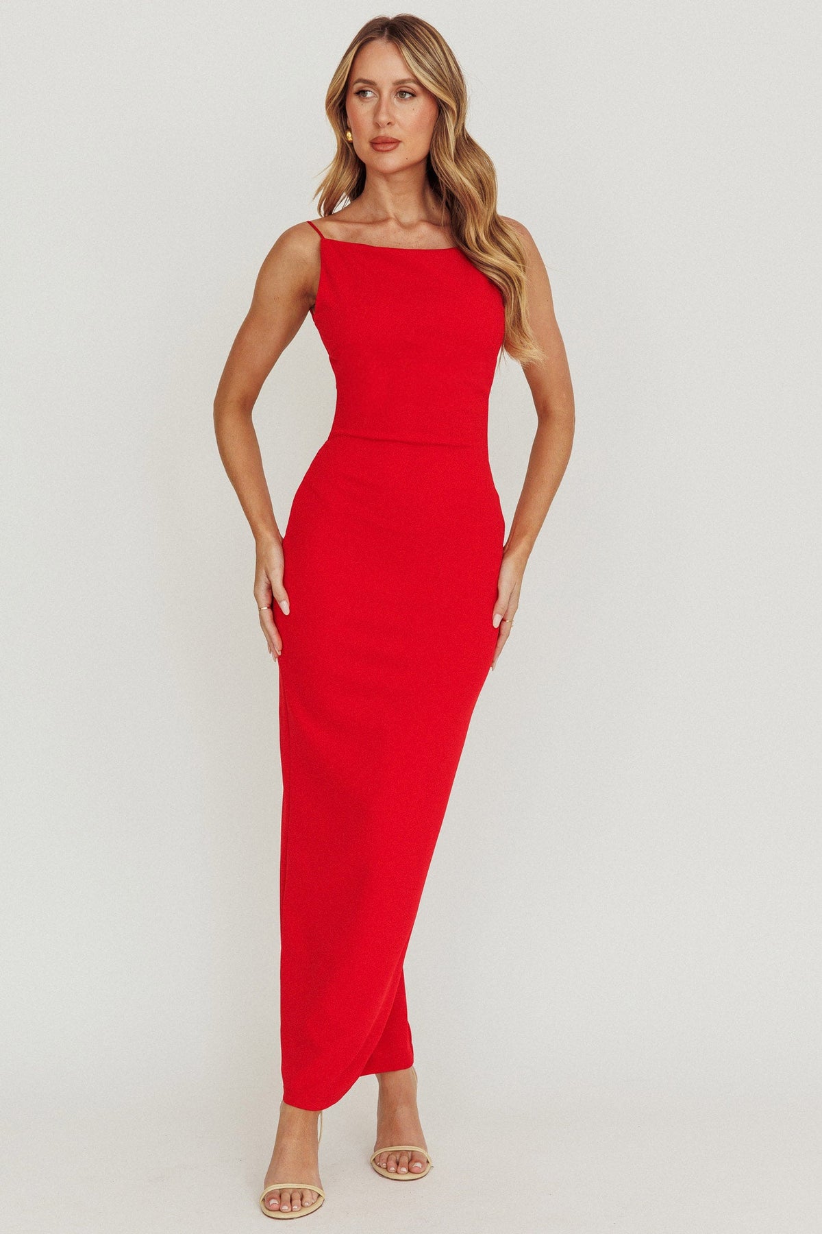 Yindi Backless Boat Neck Maxi Dress Red Main image