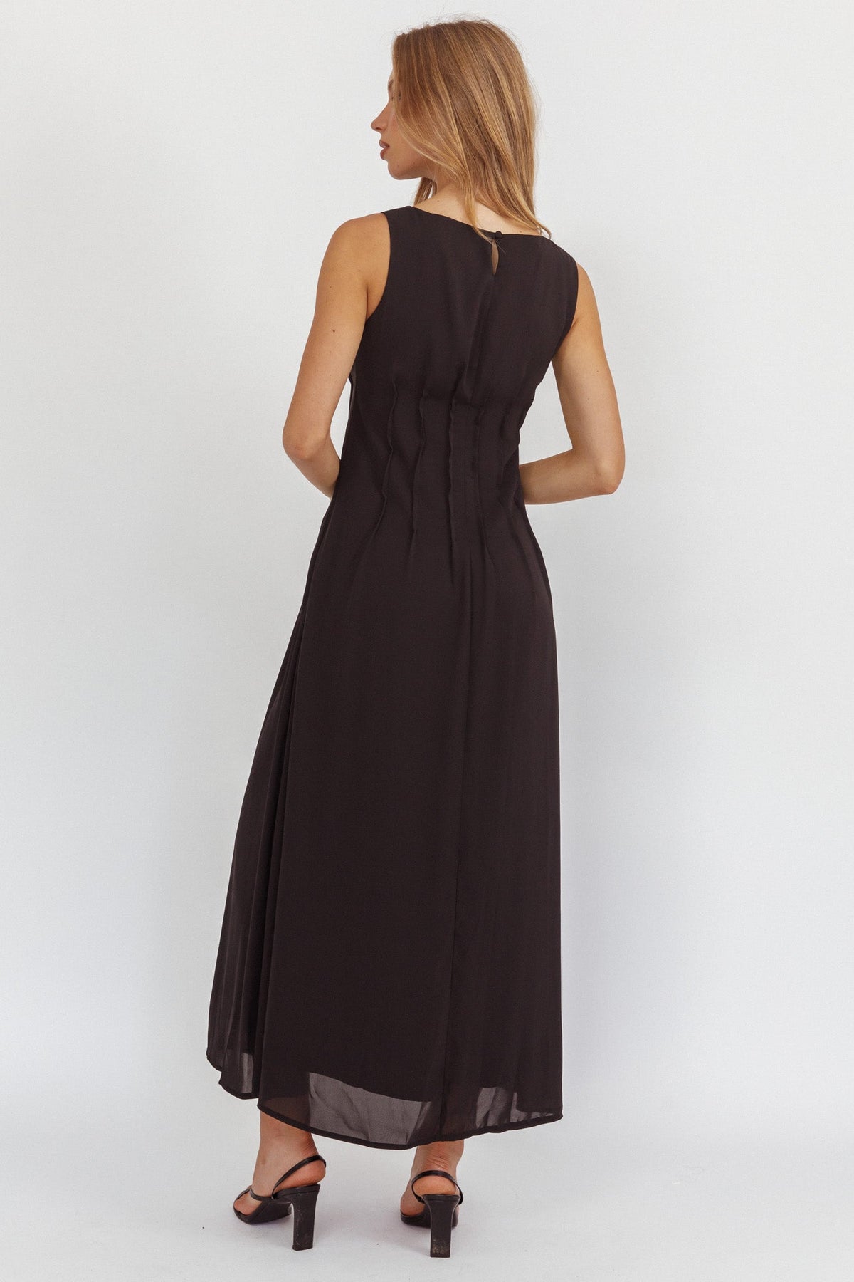 Karine Pintuck Pleat Maxi Dress Black