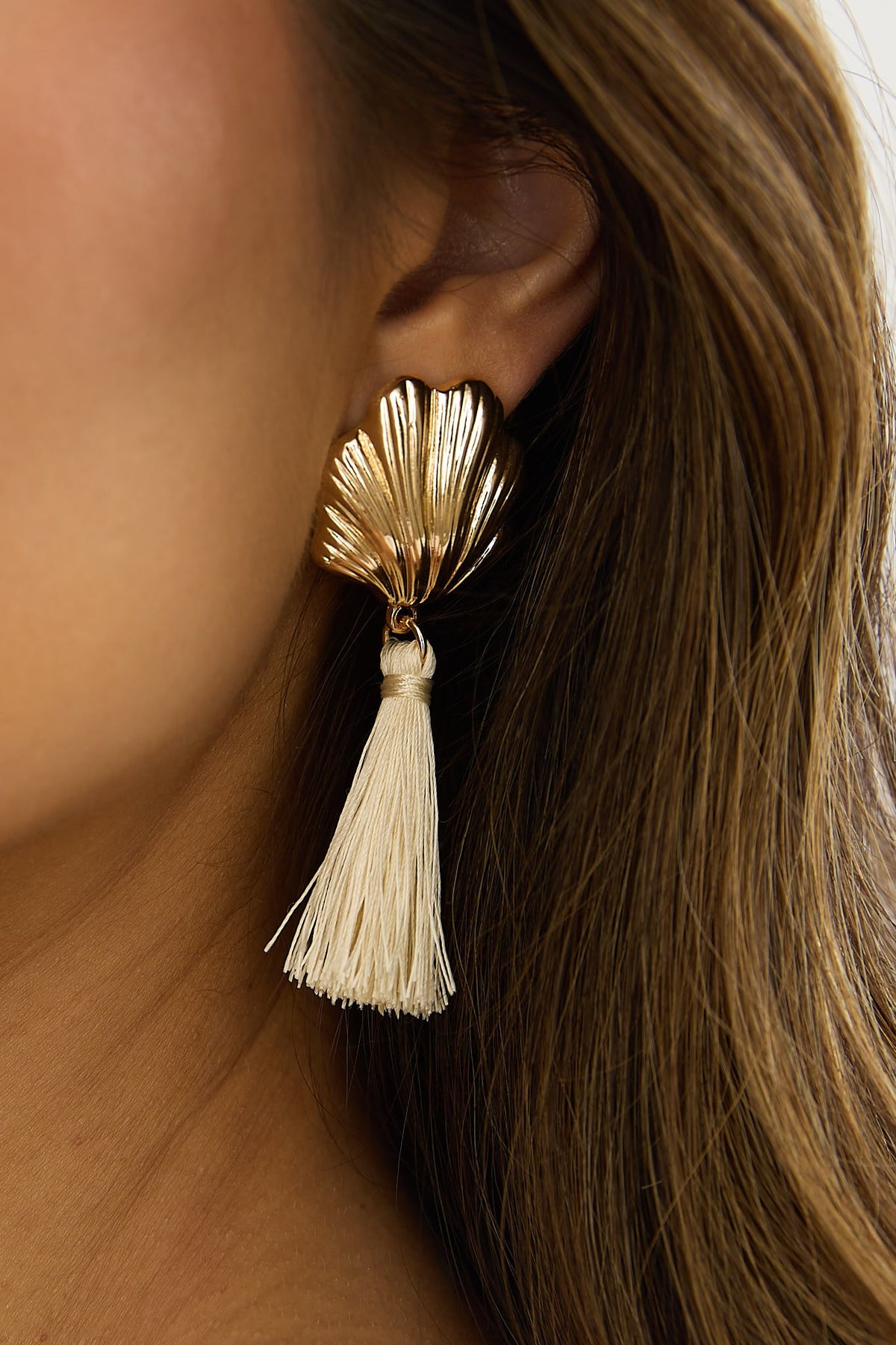 Alora Shell Tassel Earrings Gold/Ivory Main image