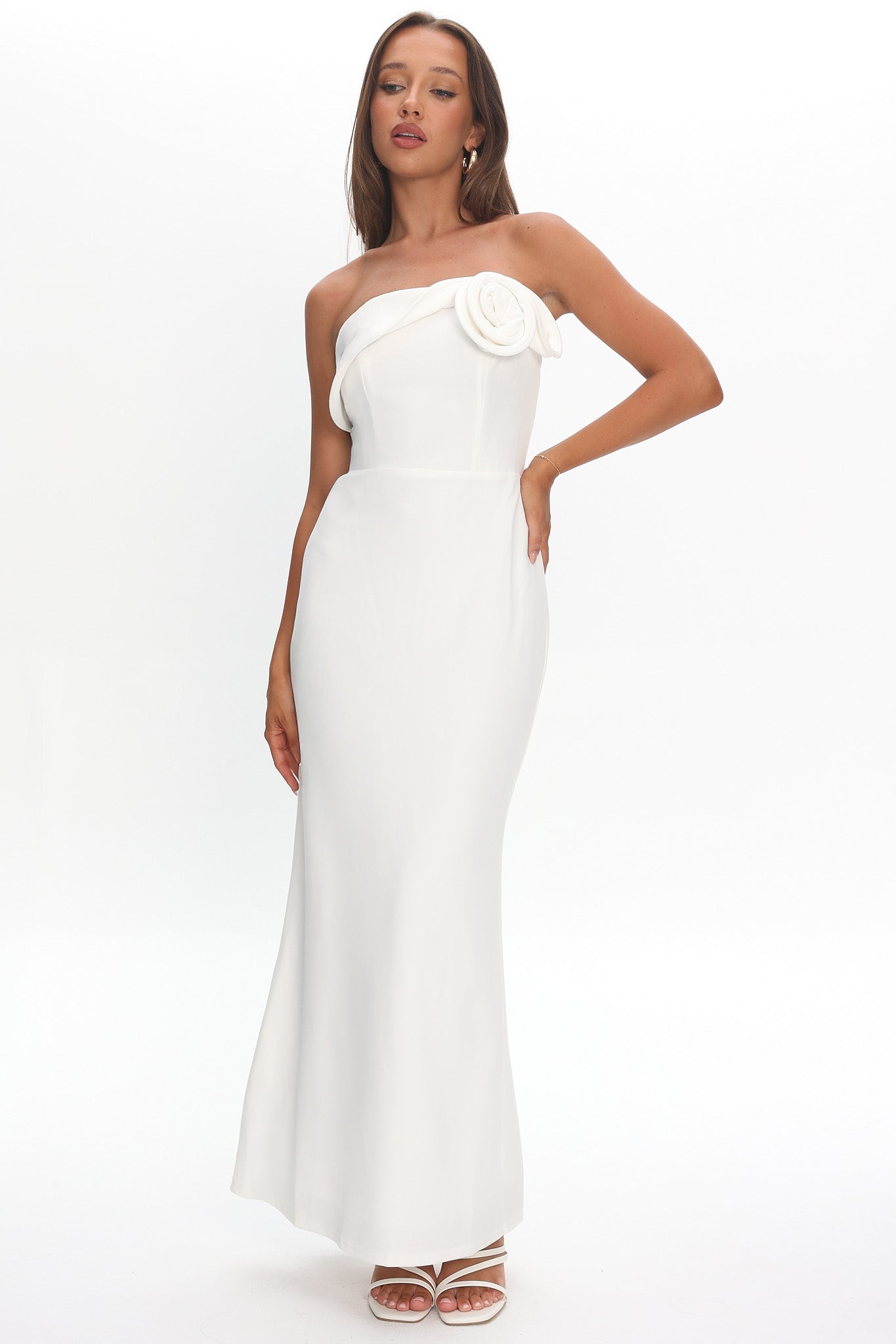 Amellia Off-Shoulder Rosette Maxi Dress White Secondary image