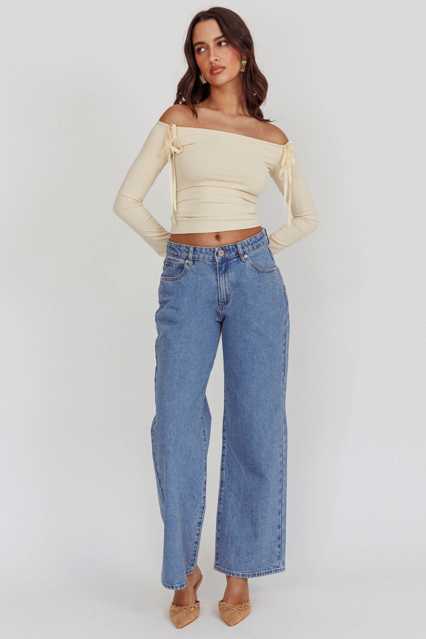 Abrand 95 Mid Baggy Petite Gigi Secondary image