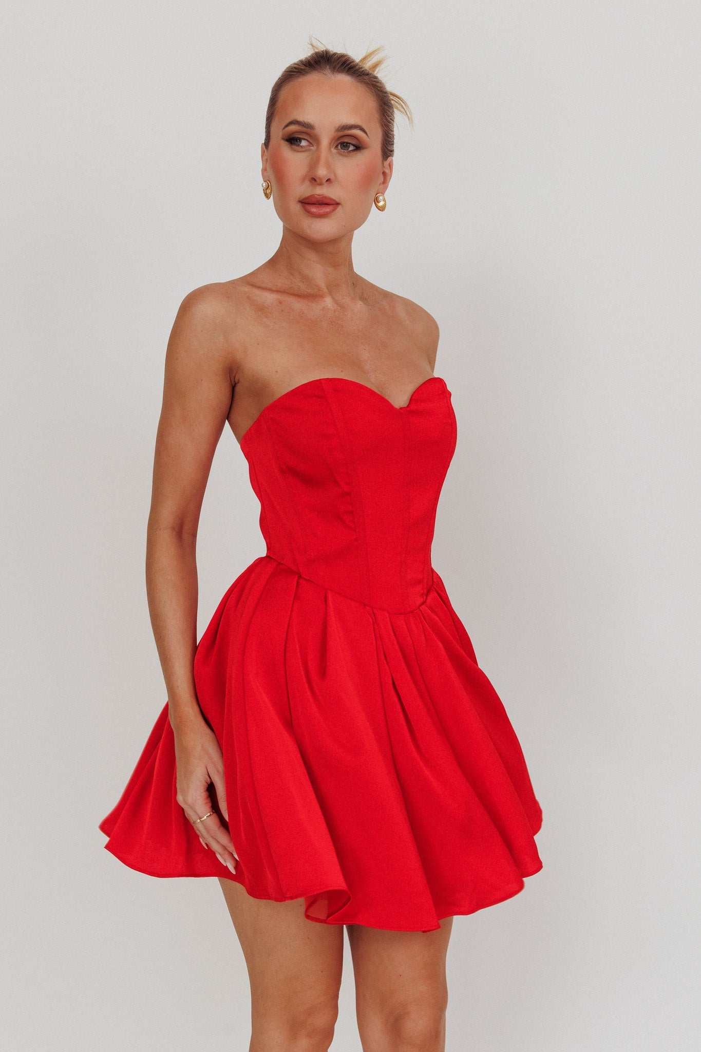 What I Like Sweetheart Neckline Mini Dress Red Secondary image
