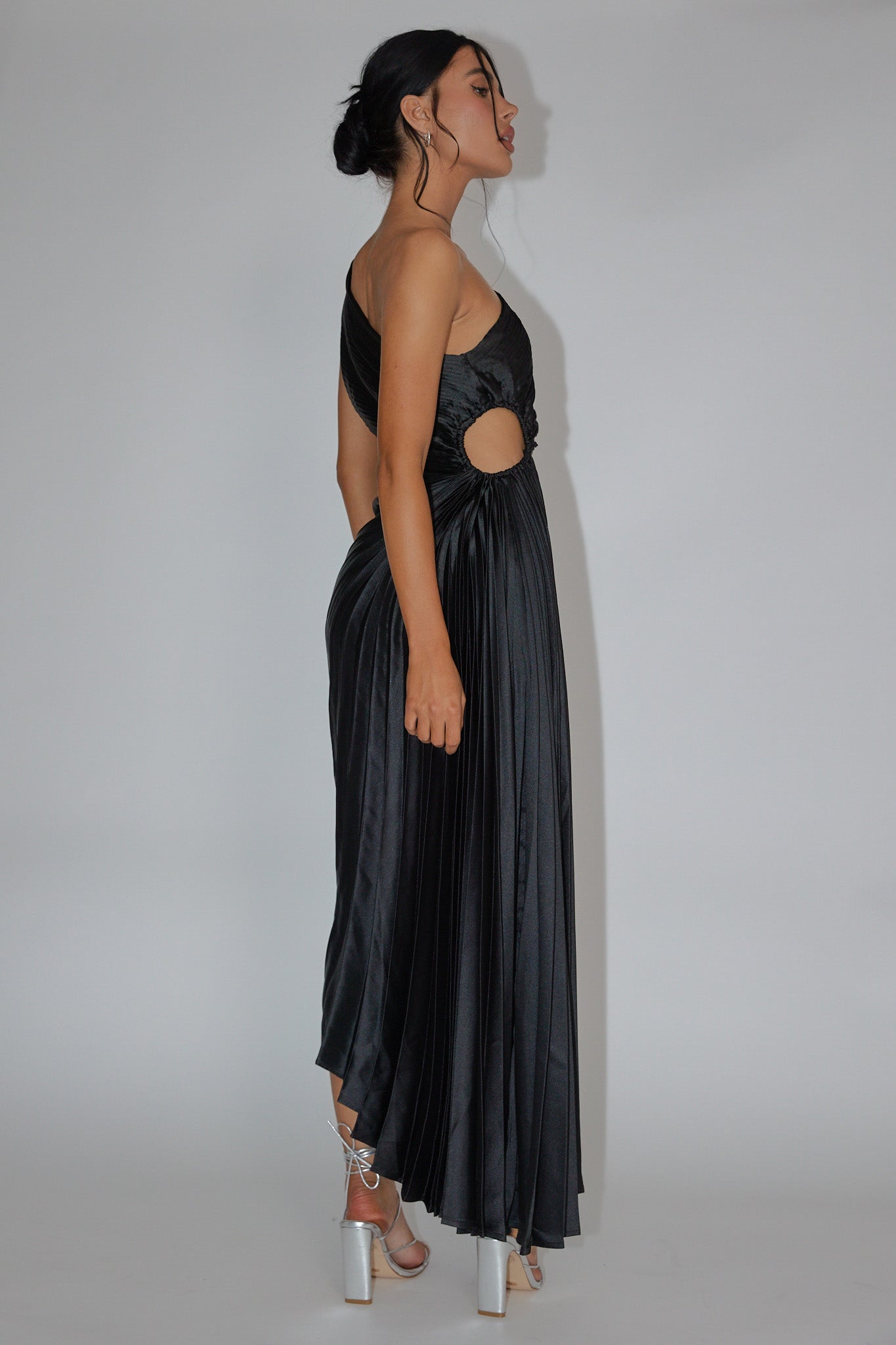 Brooklynn One-Shoulder Accordion Pleat Dress Black Secondary image