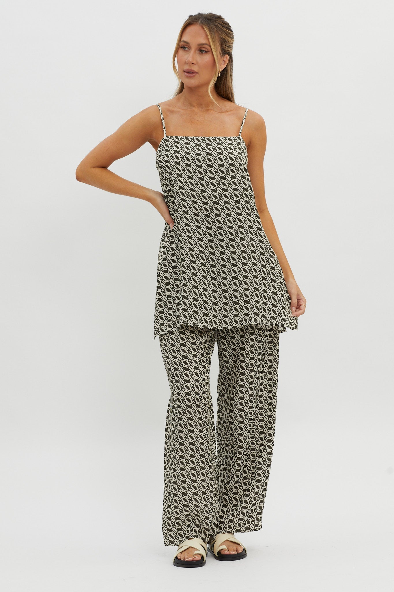 Avenue Longline Top Print Solna Secondary image