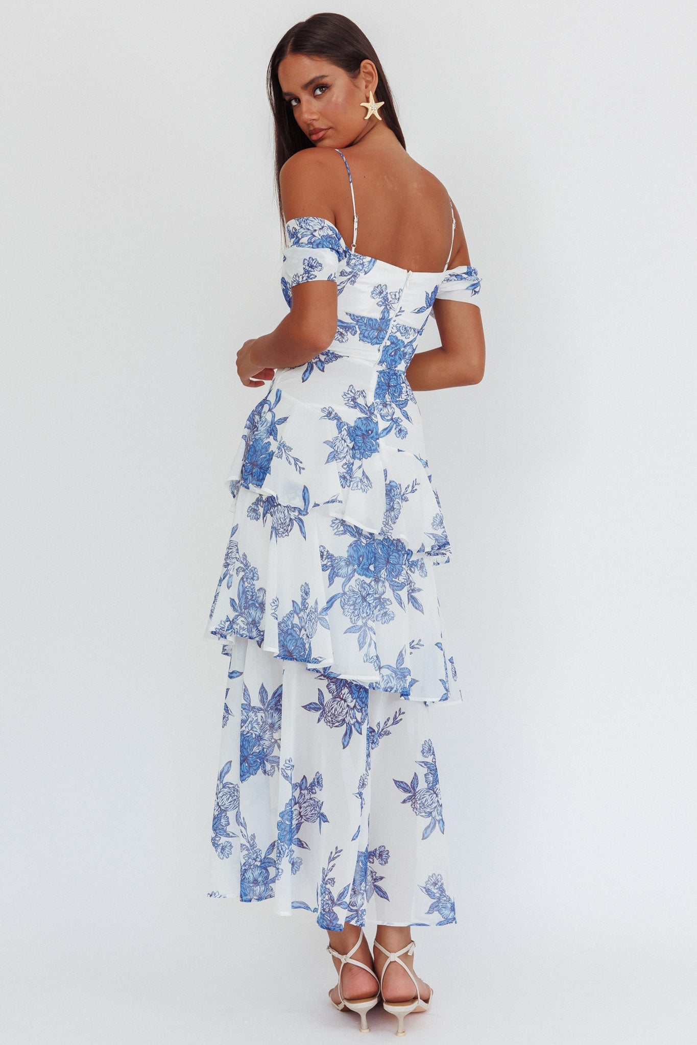 Veda Off-Shoulder Maxi Dress Floral Blue Secondary image