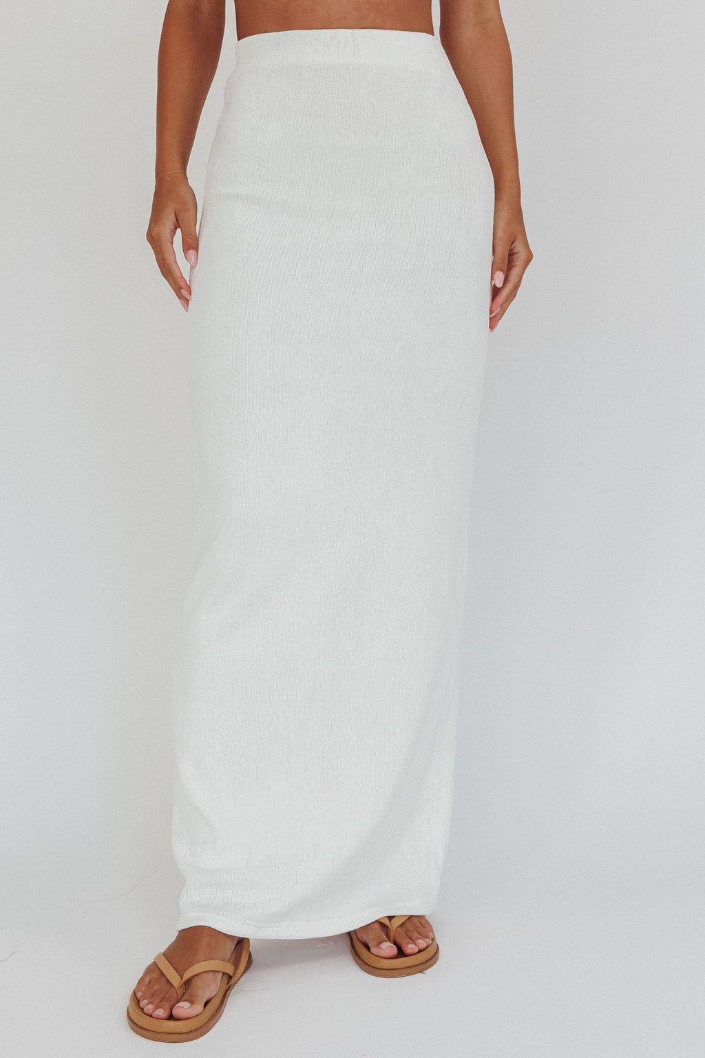 Calculated Ribbed Knit Maxi Skirt White