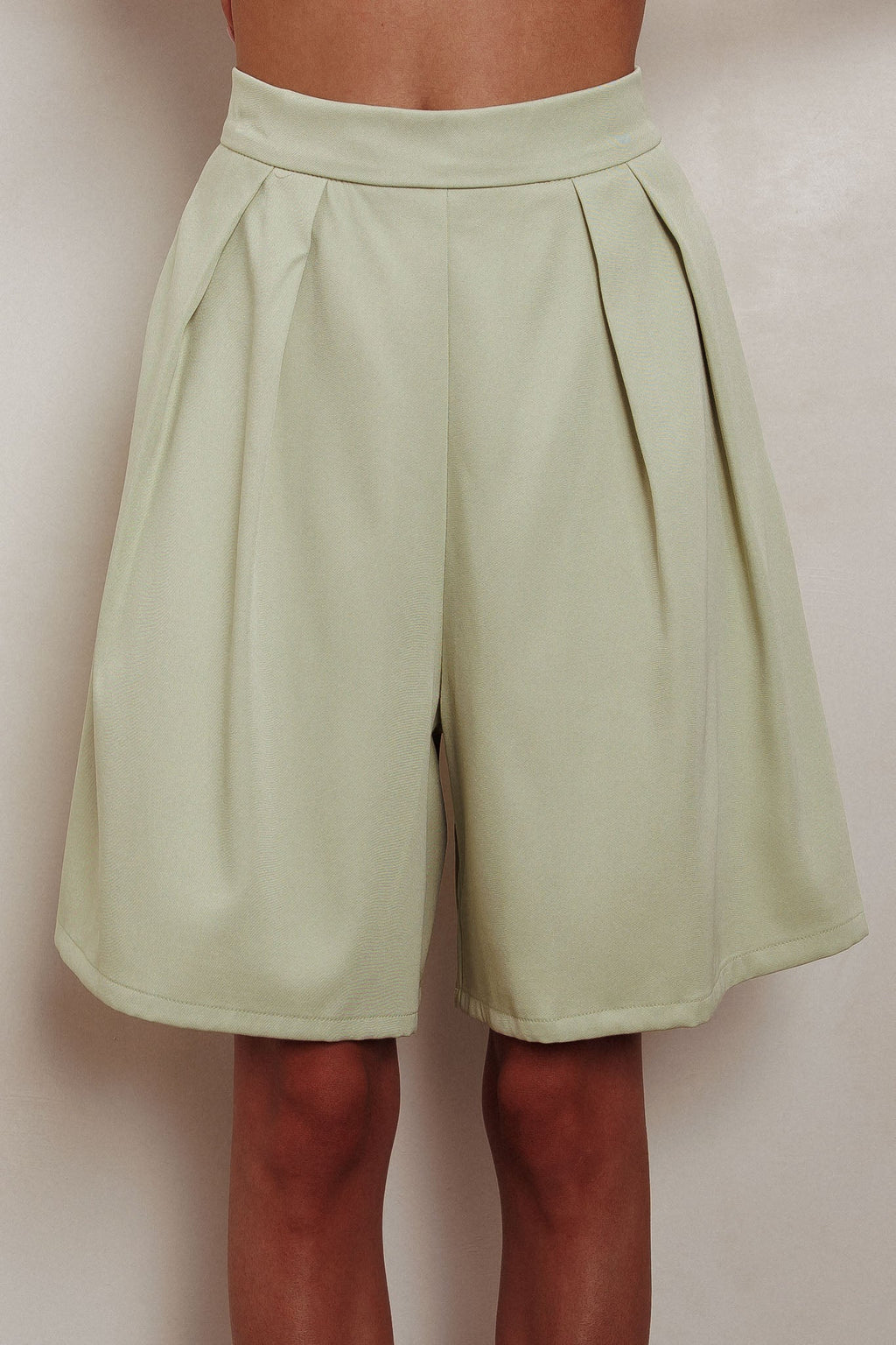 Janna Wide Leg Shorts Sage