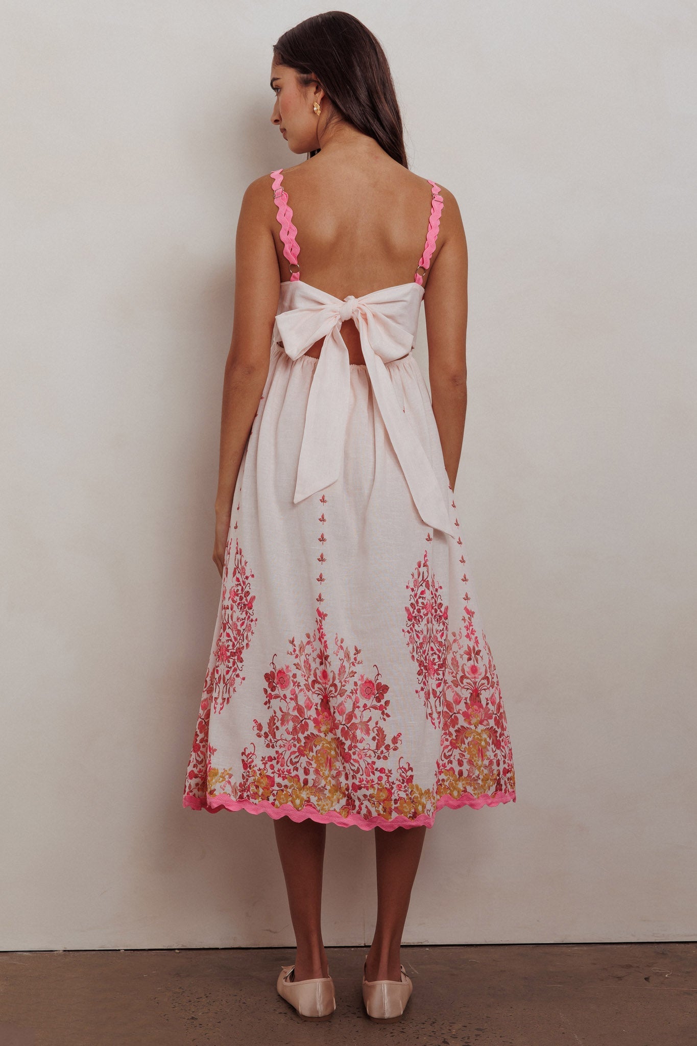 Asami Floral Print Ric Rac Trim Midi Dress Blush Secondary image