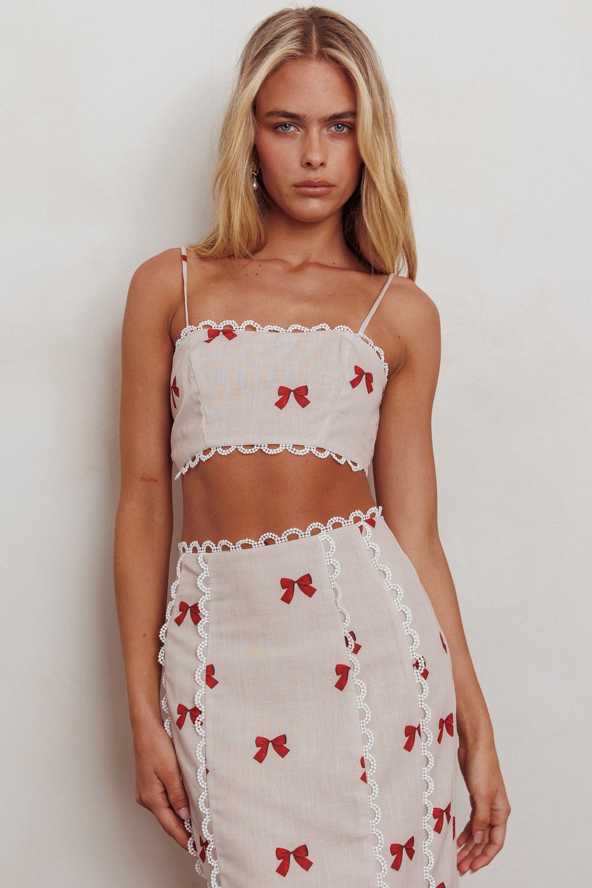 Chamberlain Scallop Trim Crop Top Red Bow Main image