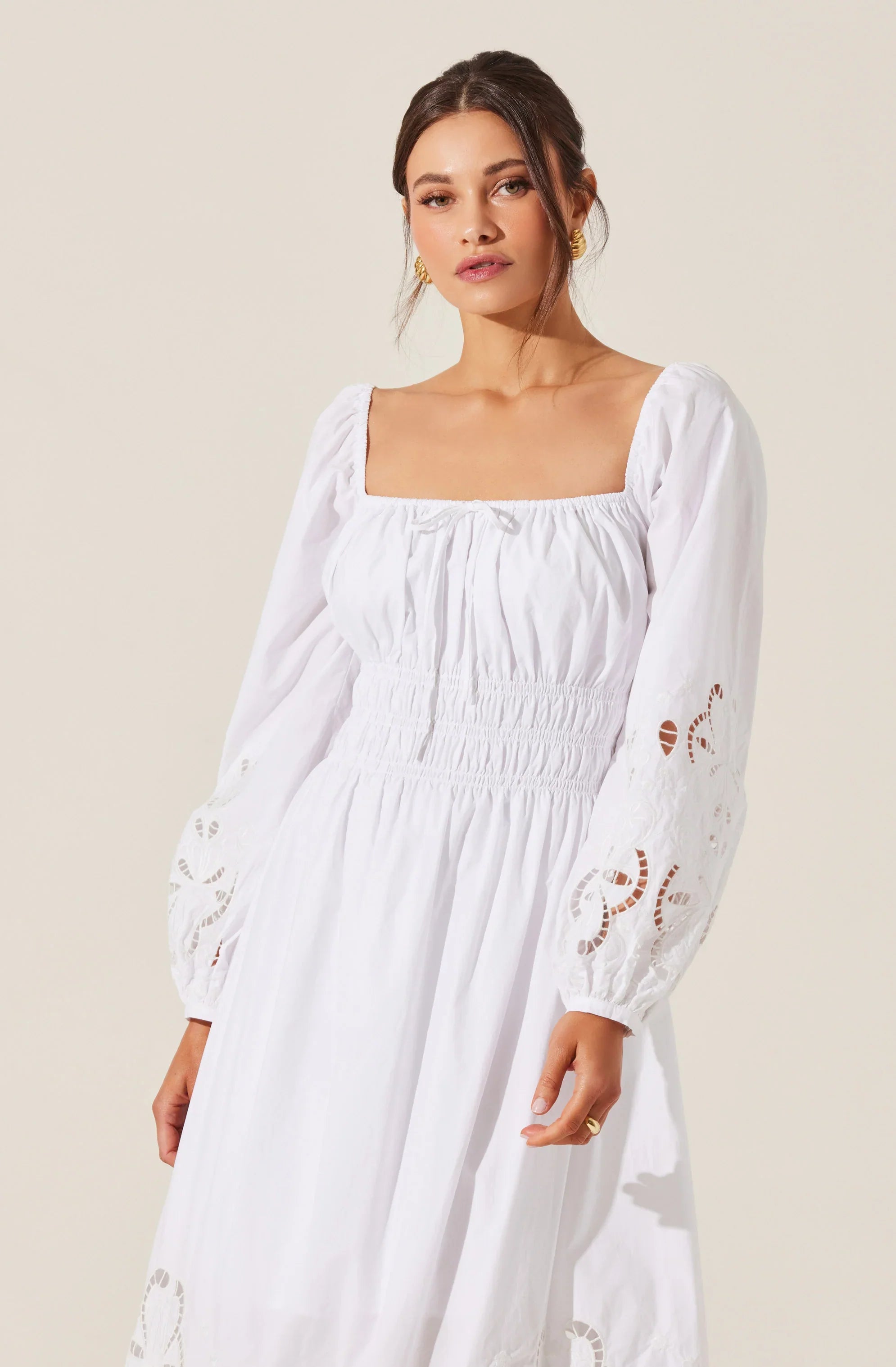 Lbruh Wisnia Eyelet Embroidered Dress