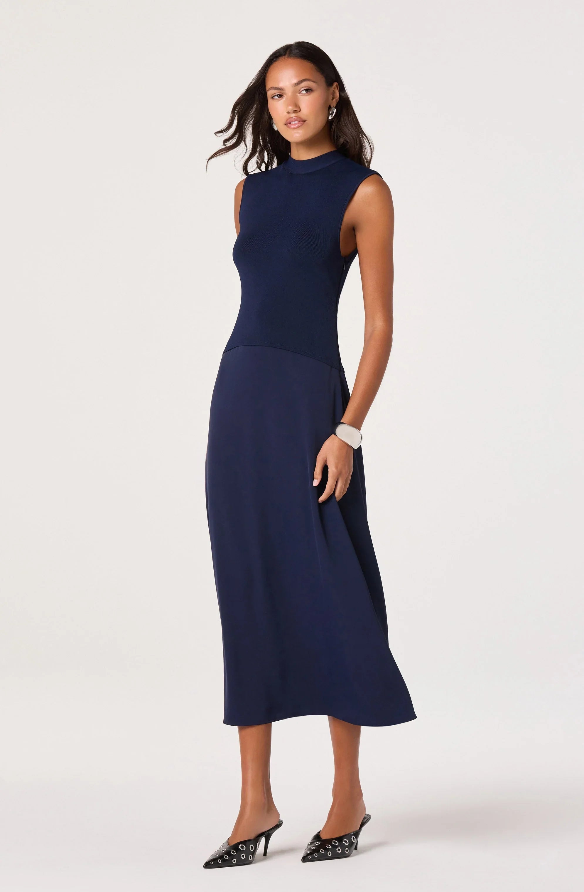 Lbruh High Neck Tie-Back Midi Dress