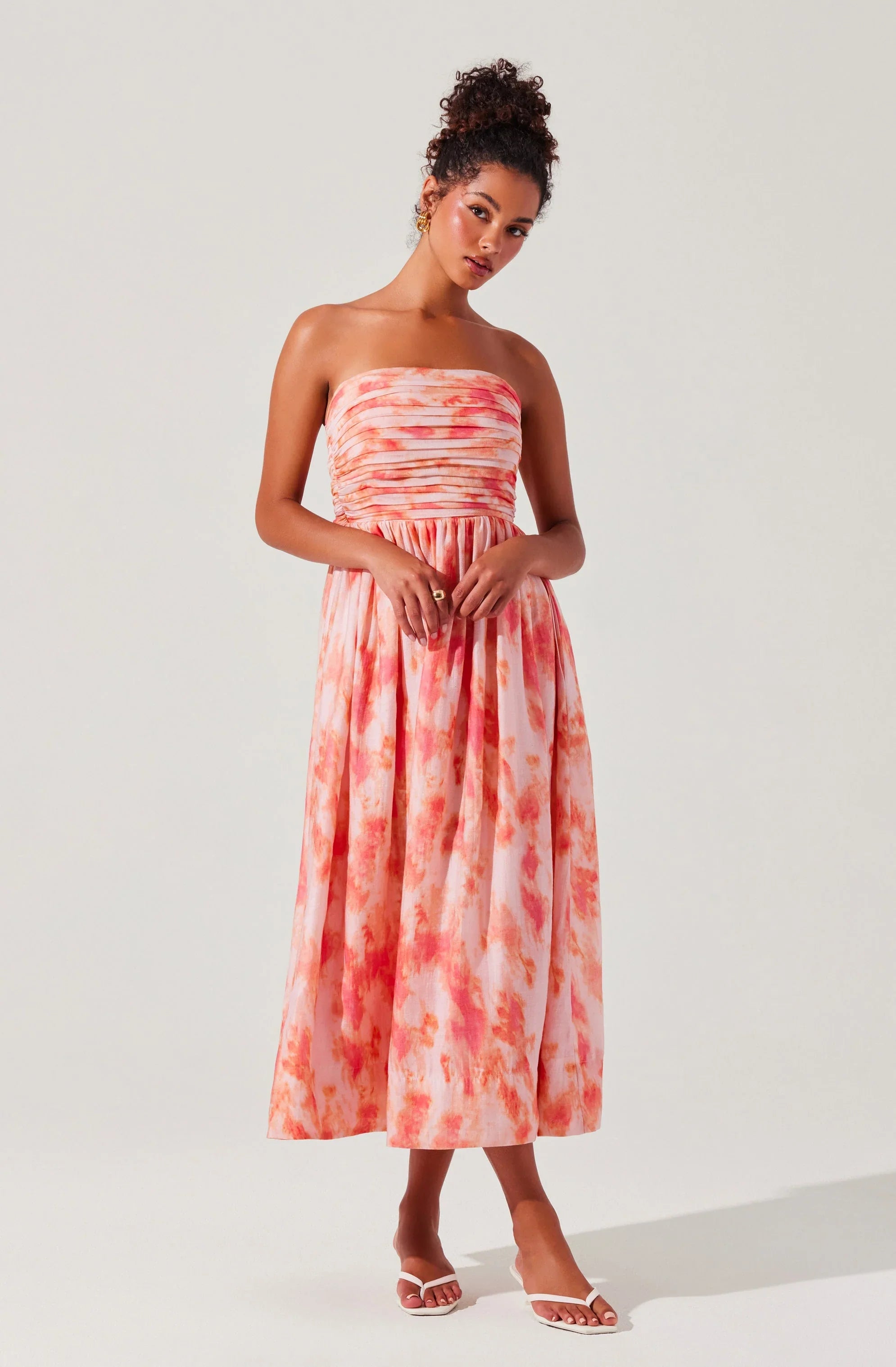 Lbruh Aneesha Strapless Pleated Midi Dress