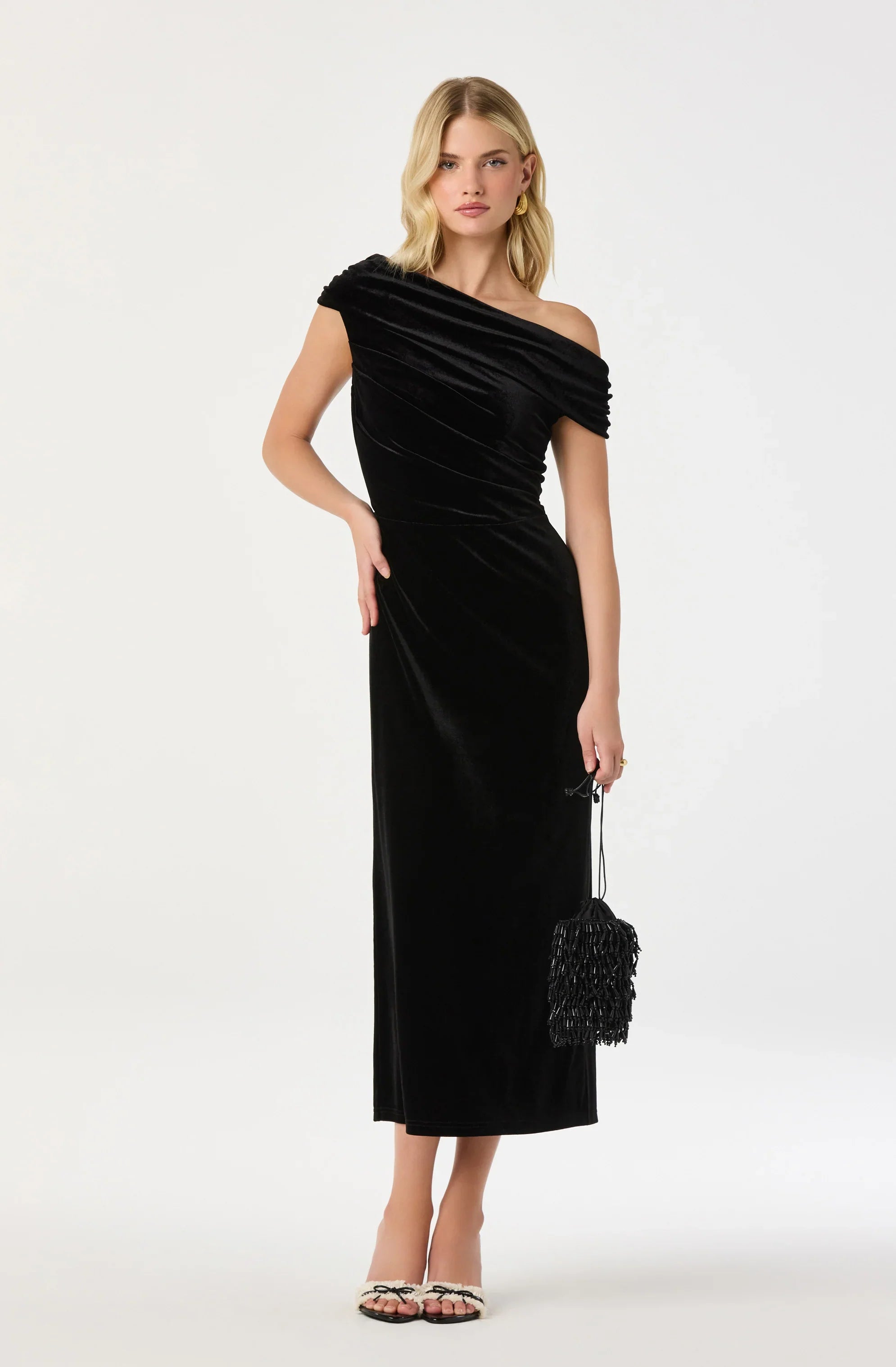 Lbruh Velvet Off Shoulder Midi Dress