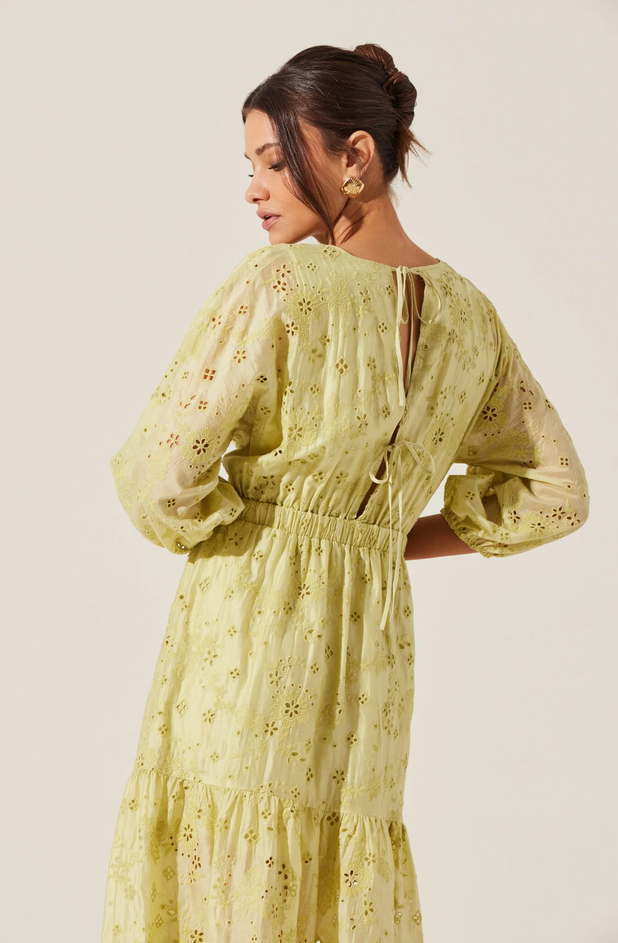 Lbruh Jesalyn Floral Eyelet Maxi Dress