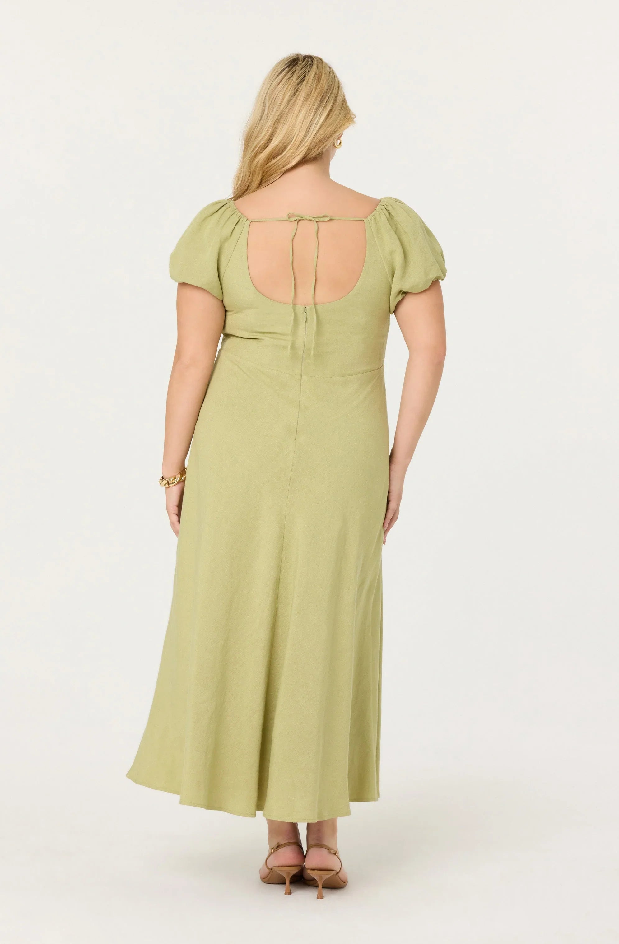 Lbruh Leocadia Embroidered Puff Sleeve Midi Dress