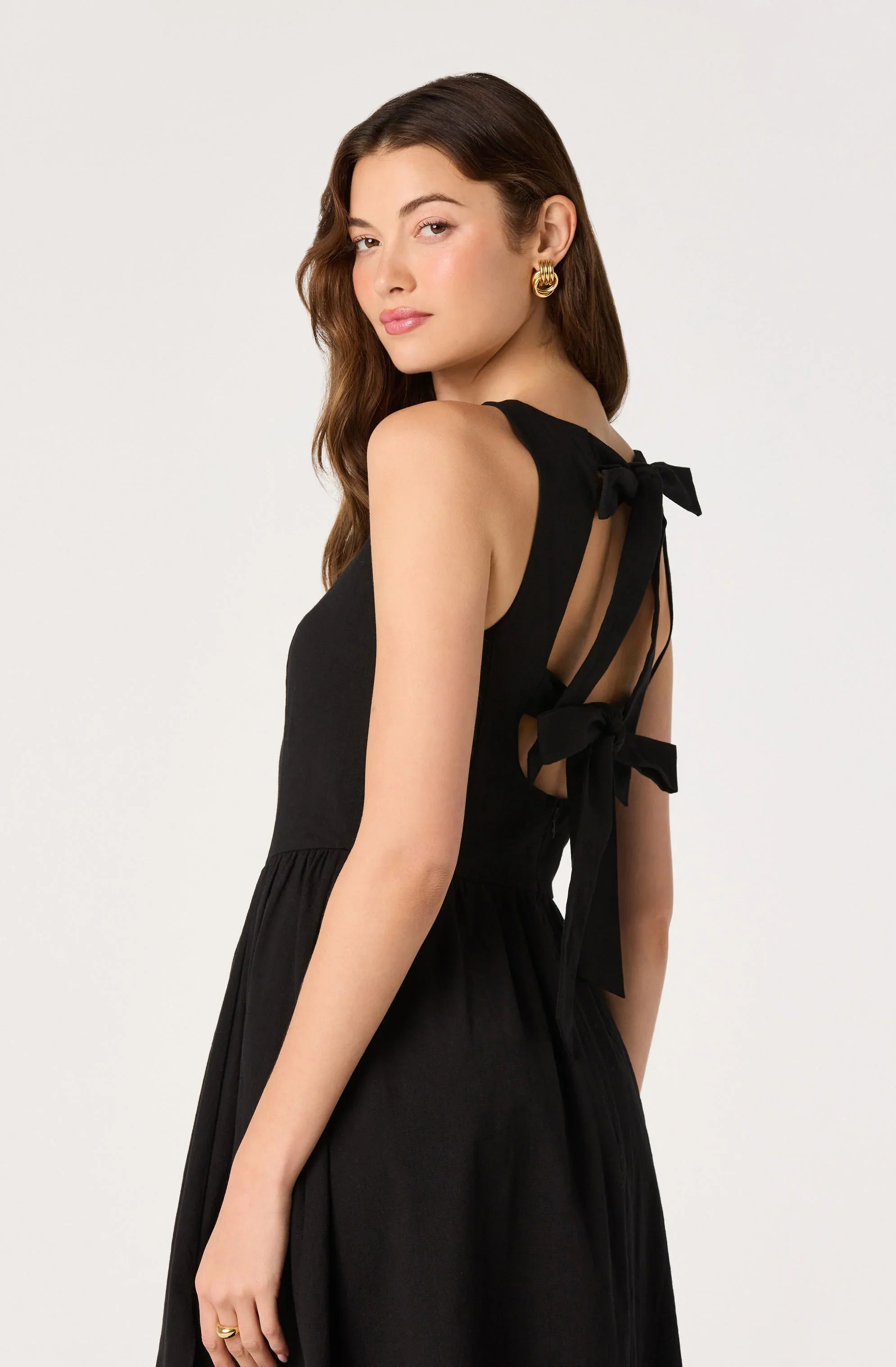Lbruh Bow Back Apron Midi Dress