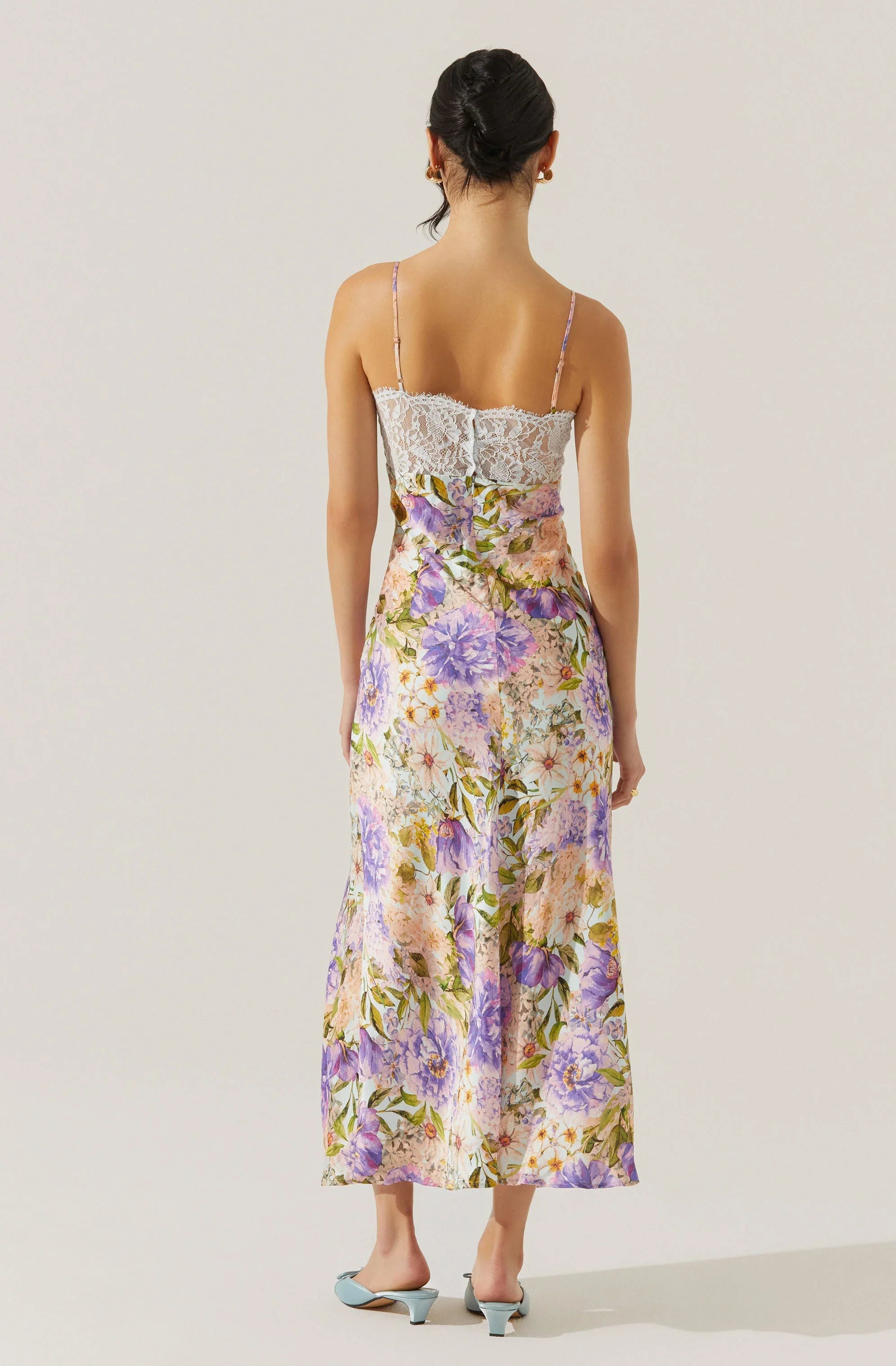 Lbruh Ivanna Floral Lace Maxi Dress