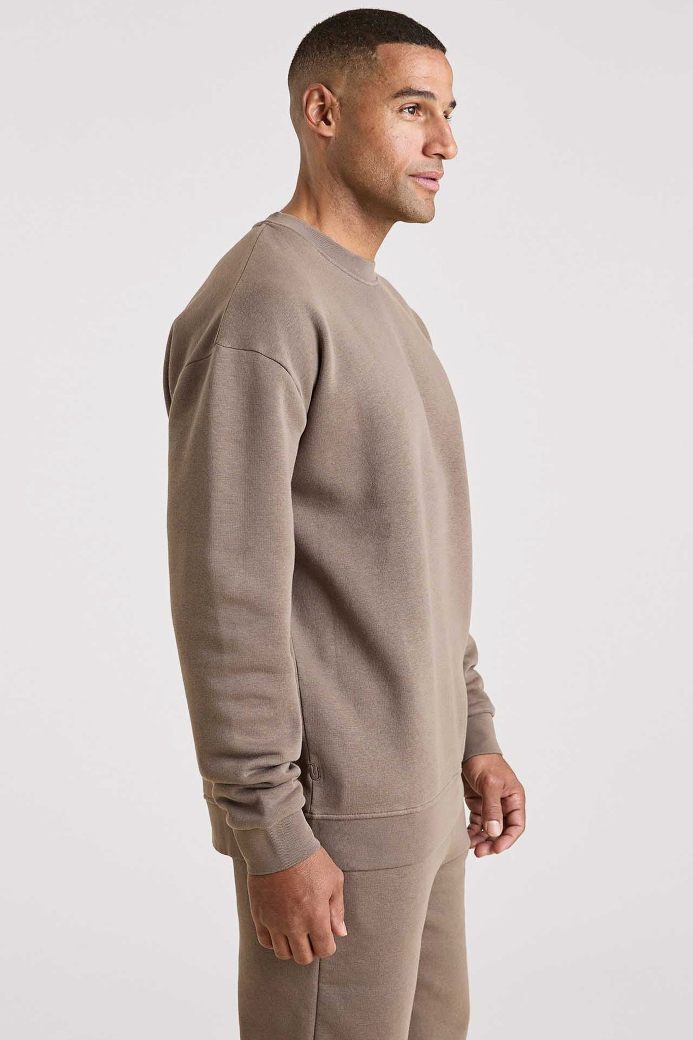 Men's Classic Crewneck Sweatshirt | Mocha